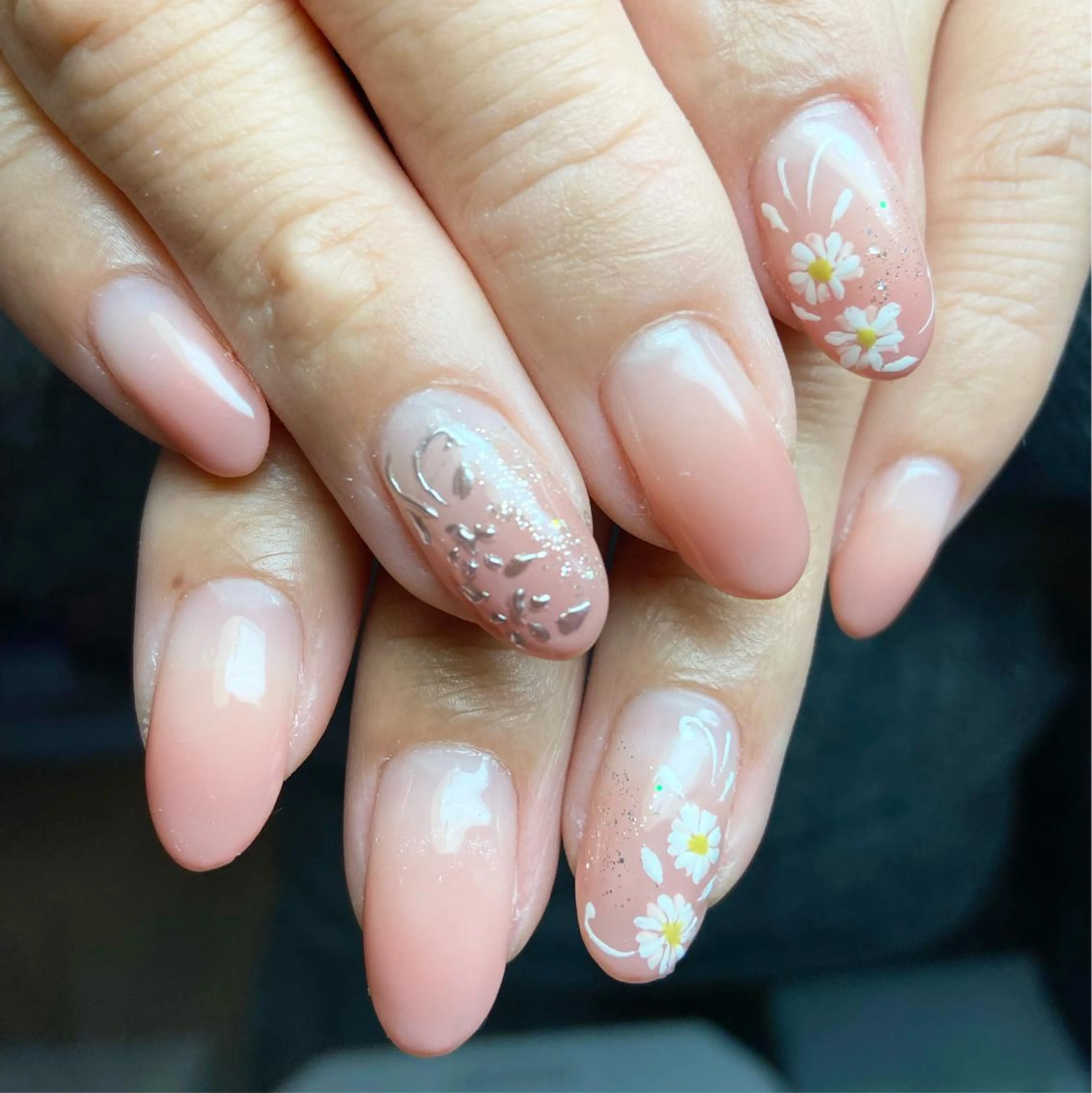 ネイル 井上 さおりのネイルデザイン