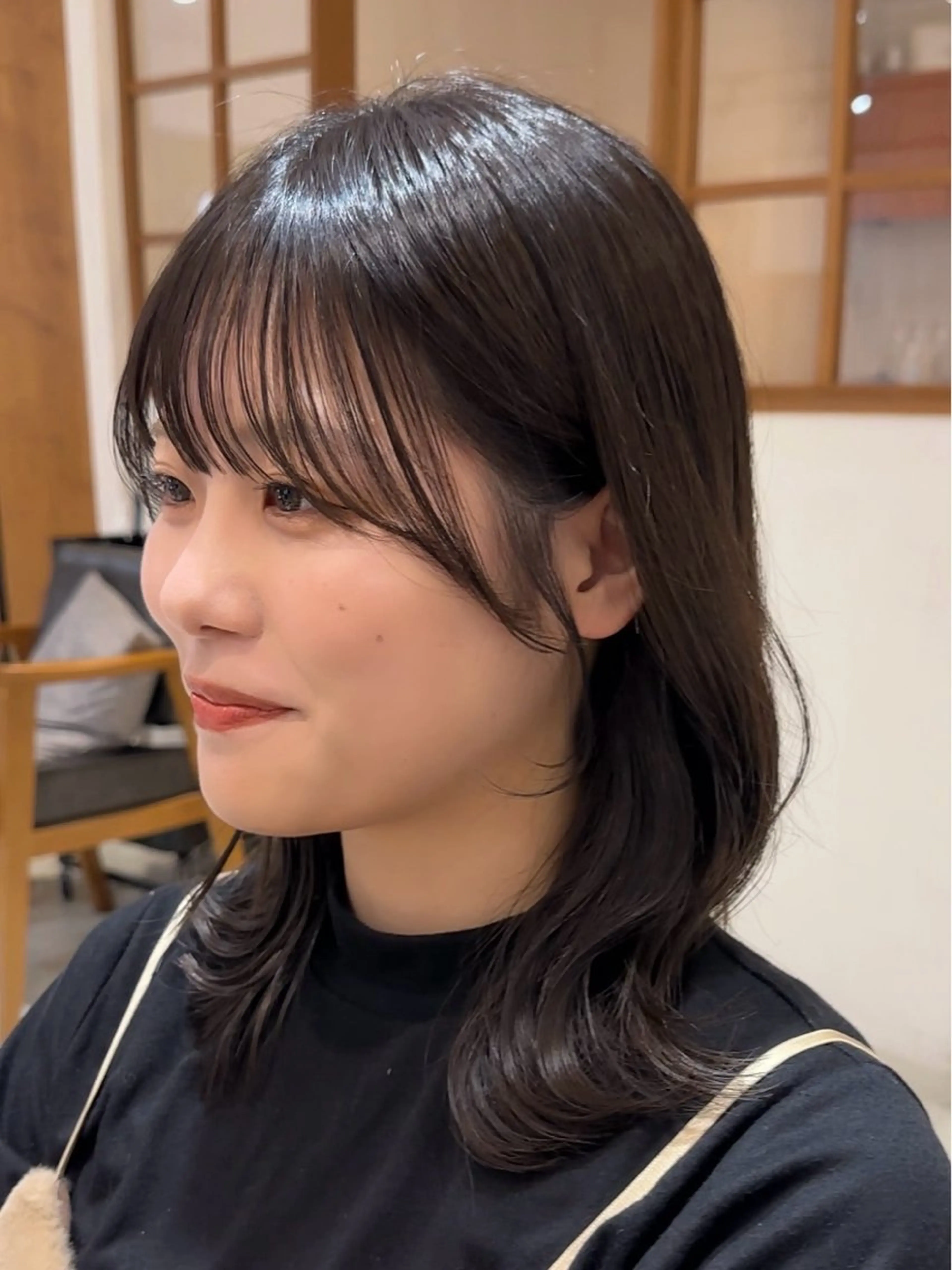 ミディアム くびれヘア クリスマス VIEW BLUE所属・レイヤー/顔まわり /亀戸錦糸町/なつきのヘアスタイル