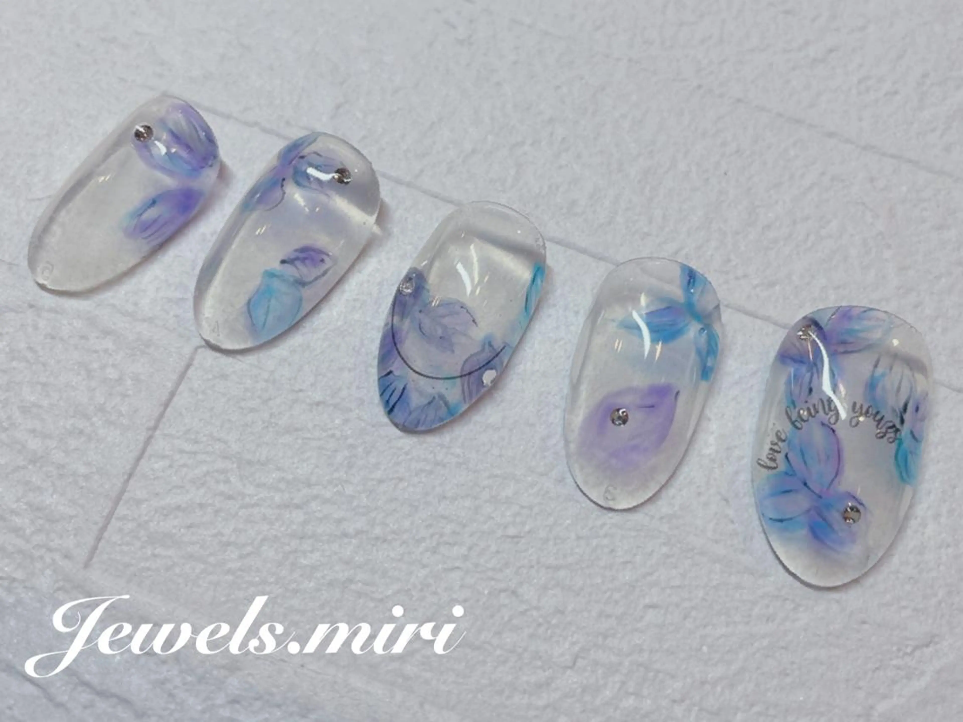 ネイル Jewels nail lily 白楽所属・ネイルサロン Jewels Mのネイルデザイン