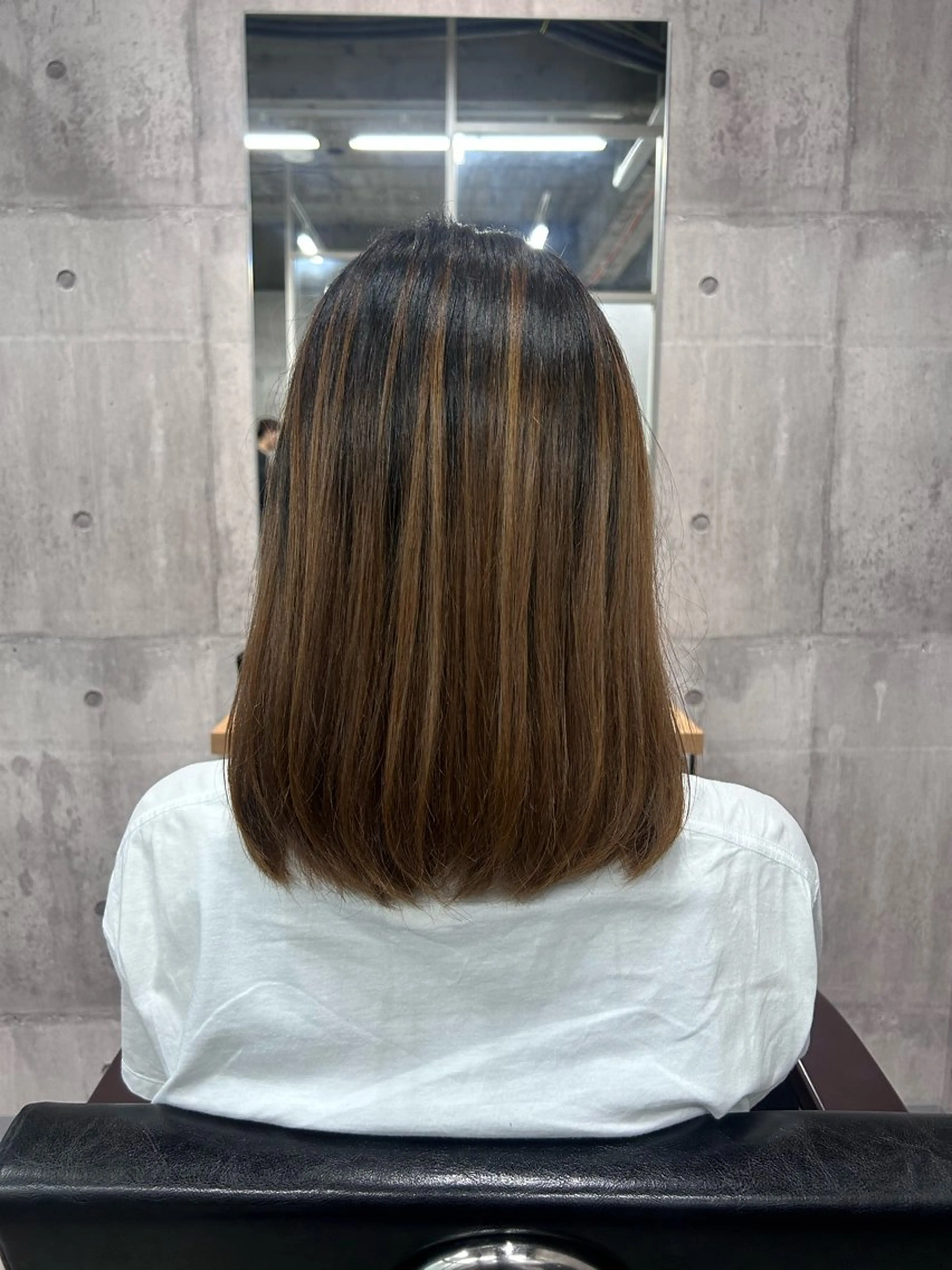 ミディアム レイヤーカット ヘアカラー トリートメント newi赤羽 ✂️KEN✂️のヘアスタイル