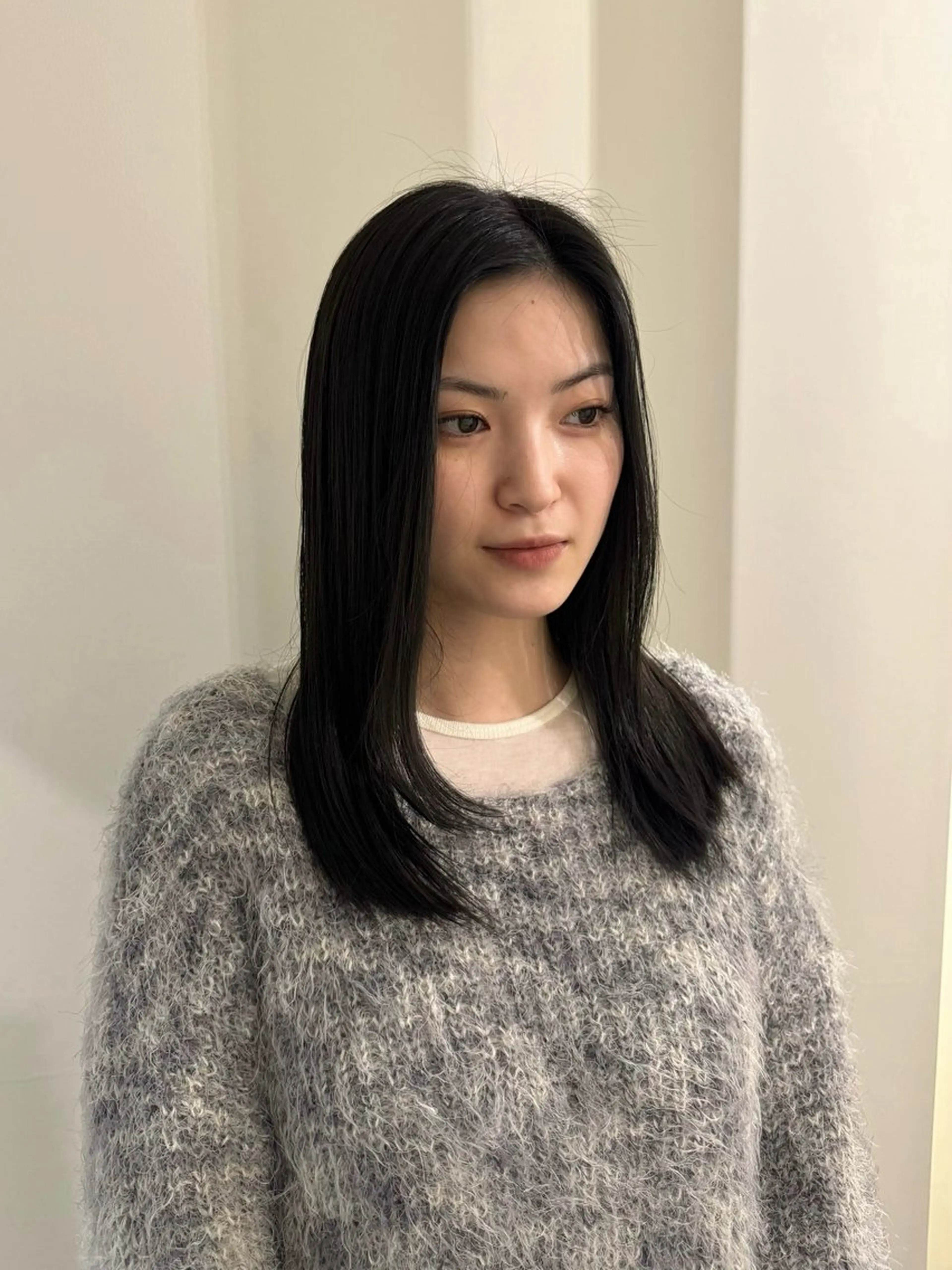 ロング カラー 内沼 恵留菜のヘアスタイル