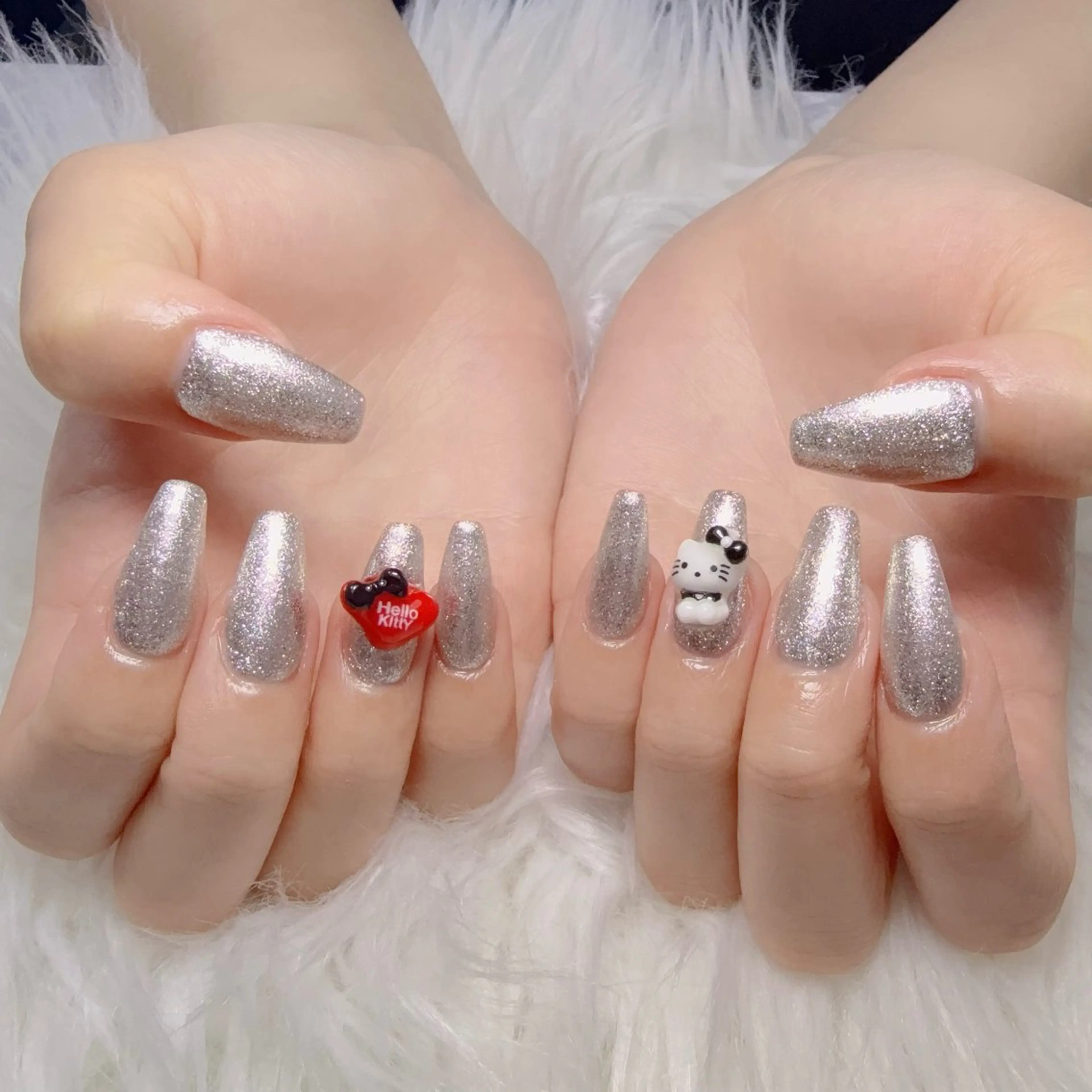 ネイル 西野 カナのネイルデザイン