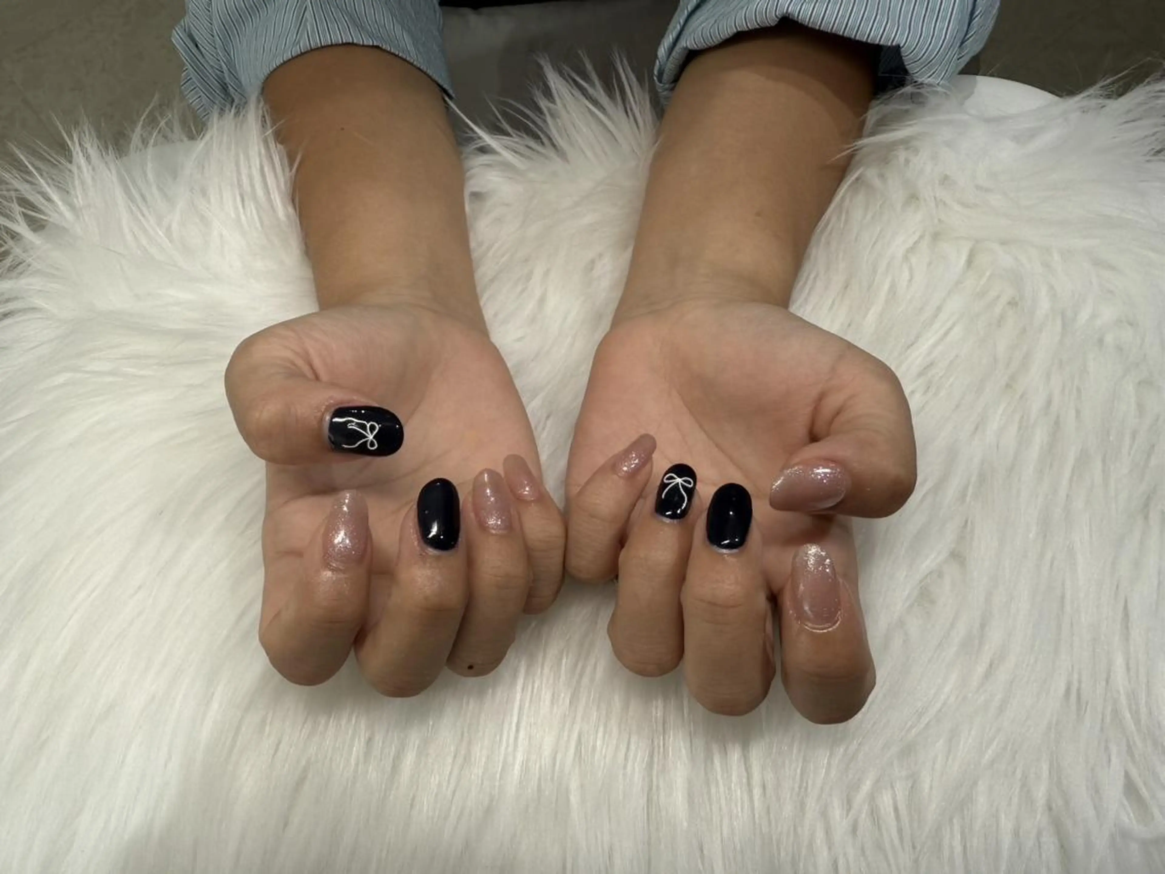 ネイル ネイビー ピンク Salon chou chou所属・chouchou renaのネイルデザイン