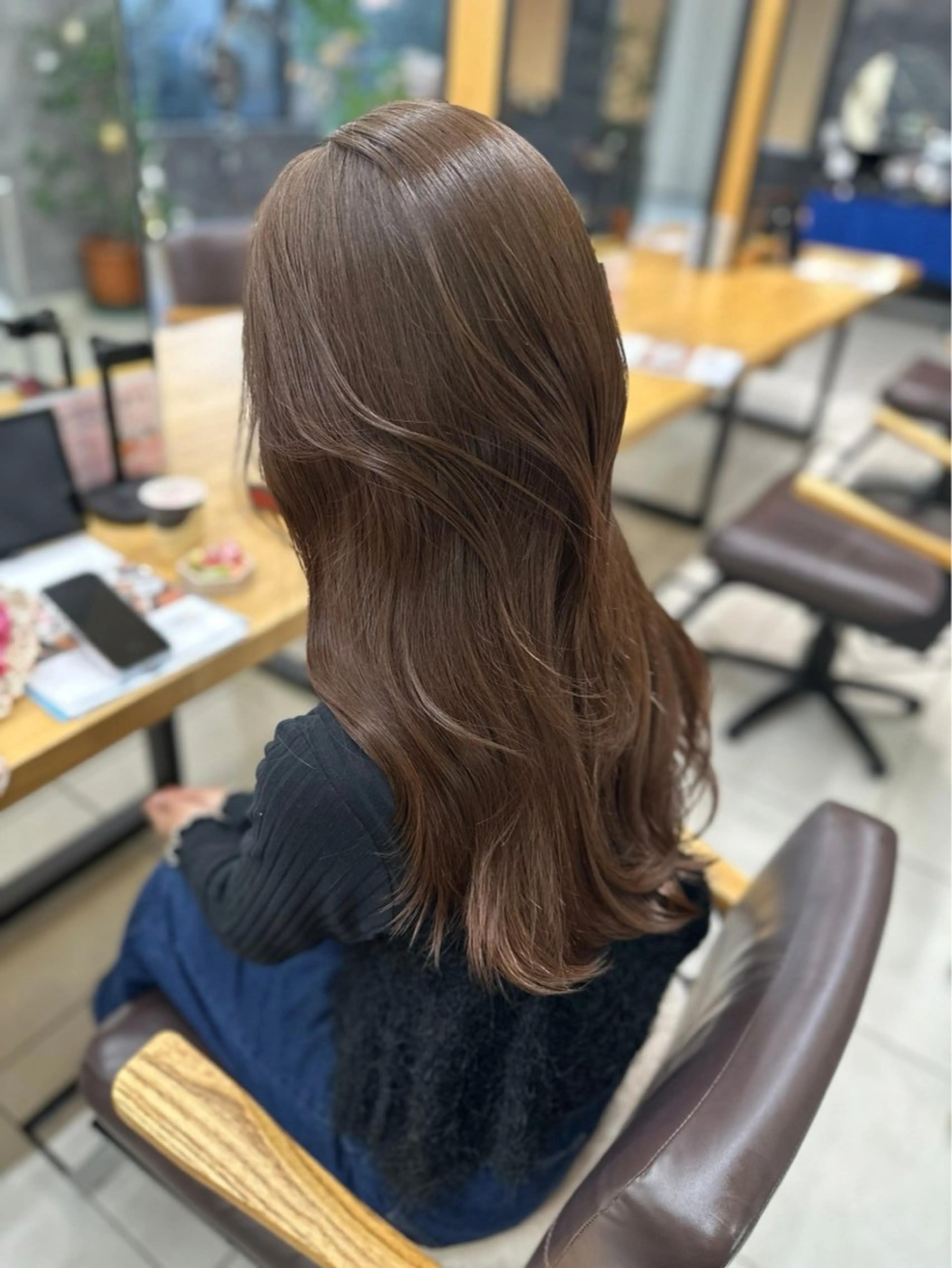 ロング カラー ベージュカラー ブリーチ ブロンド 透明感カラー デザインカラー ⭐️さき⭐️ カラー/エクステのヘアスタイル