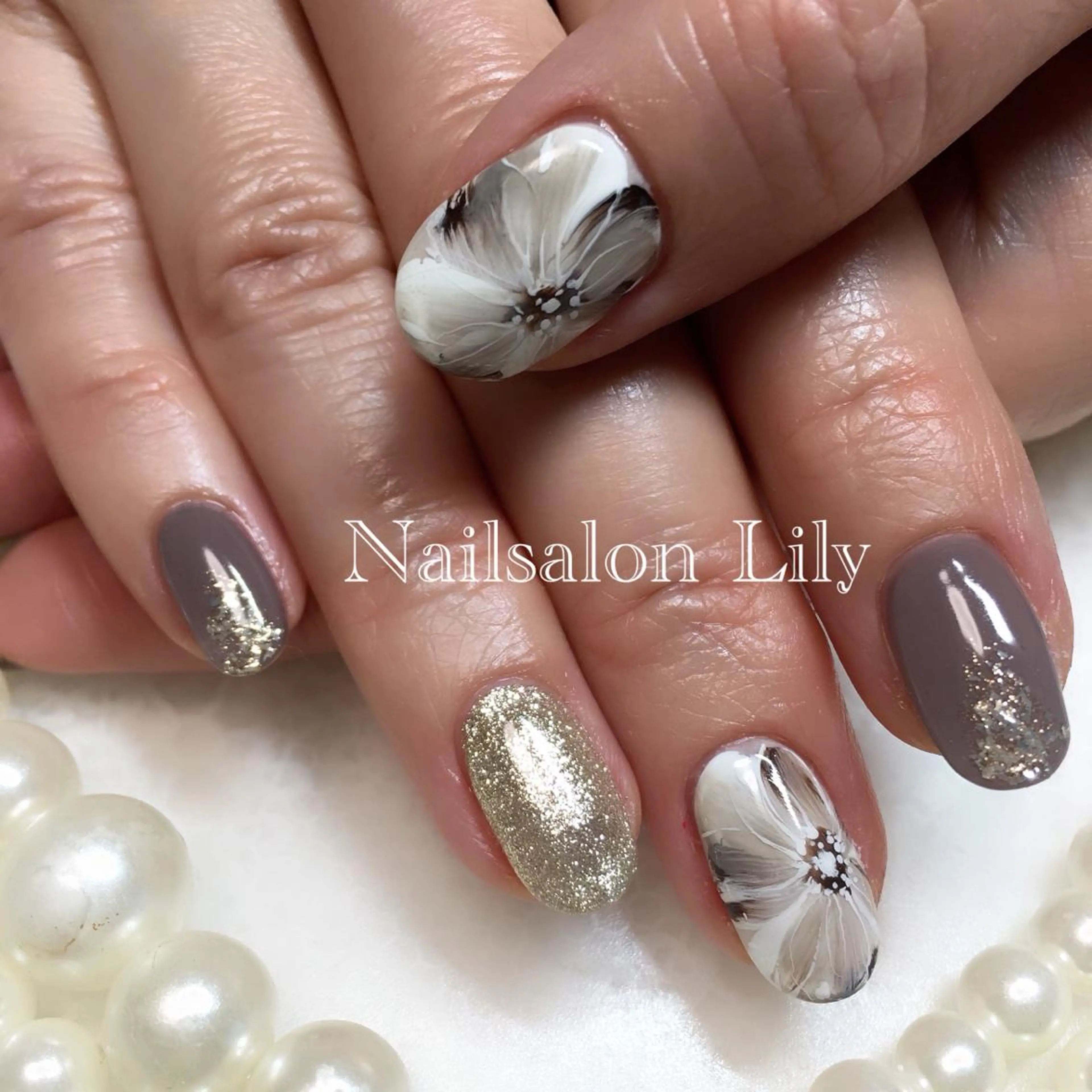 ネイル フラワーネイル ニュアンスネイル Nailsalon Lilyのネイルデザイン