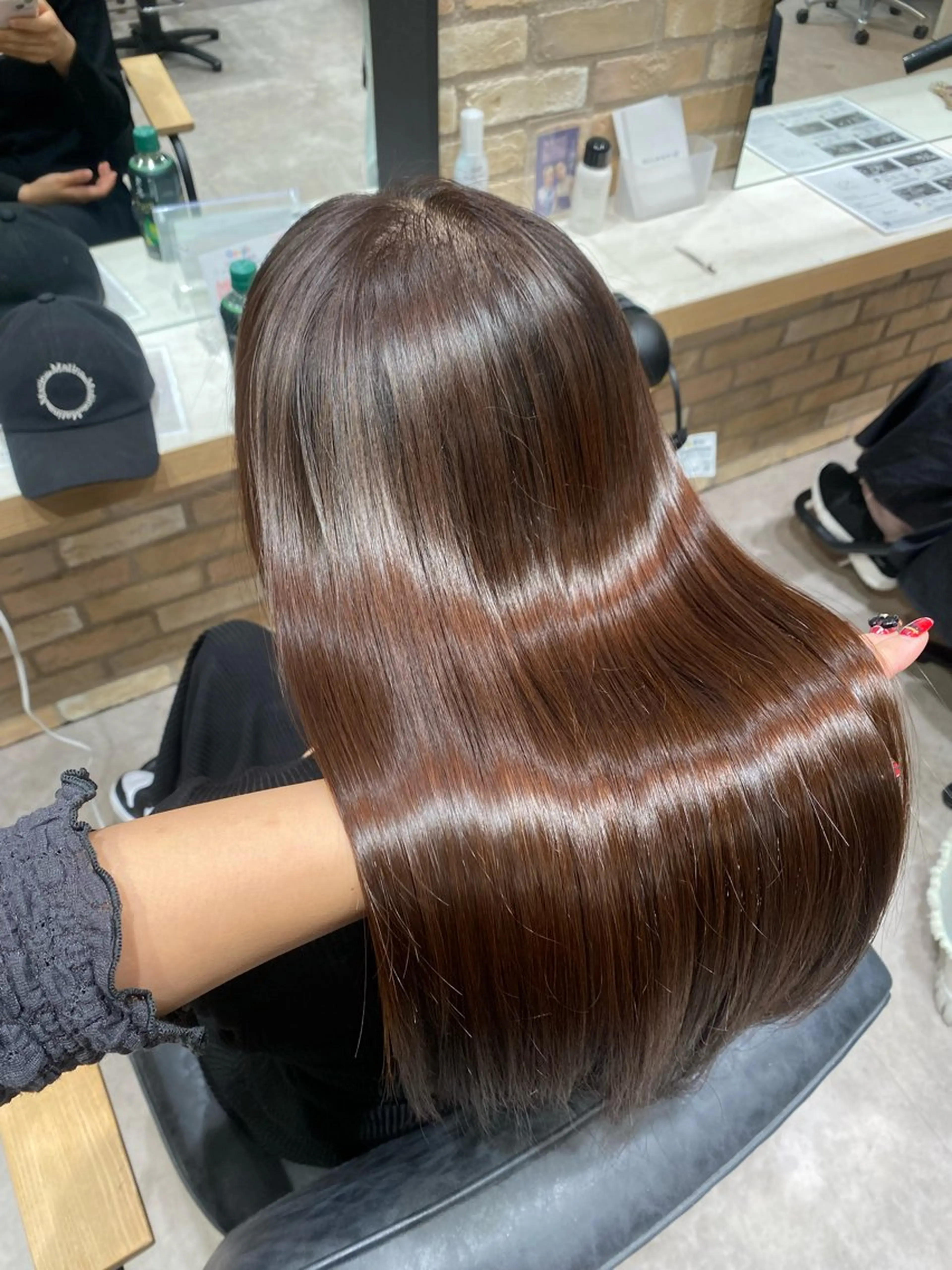 ロング 🌸cocomi🌸 透明感カラー🩶パリのヘアスタイル