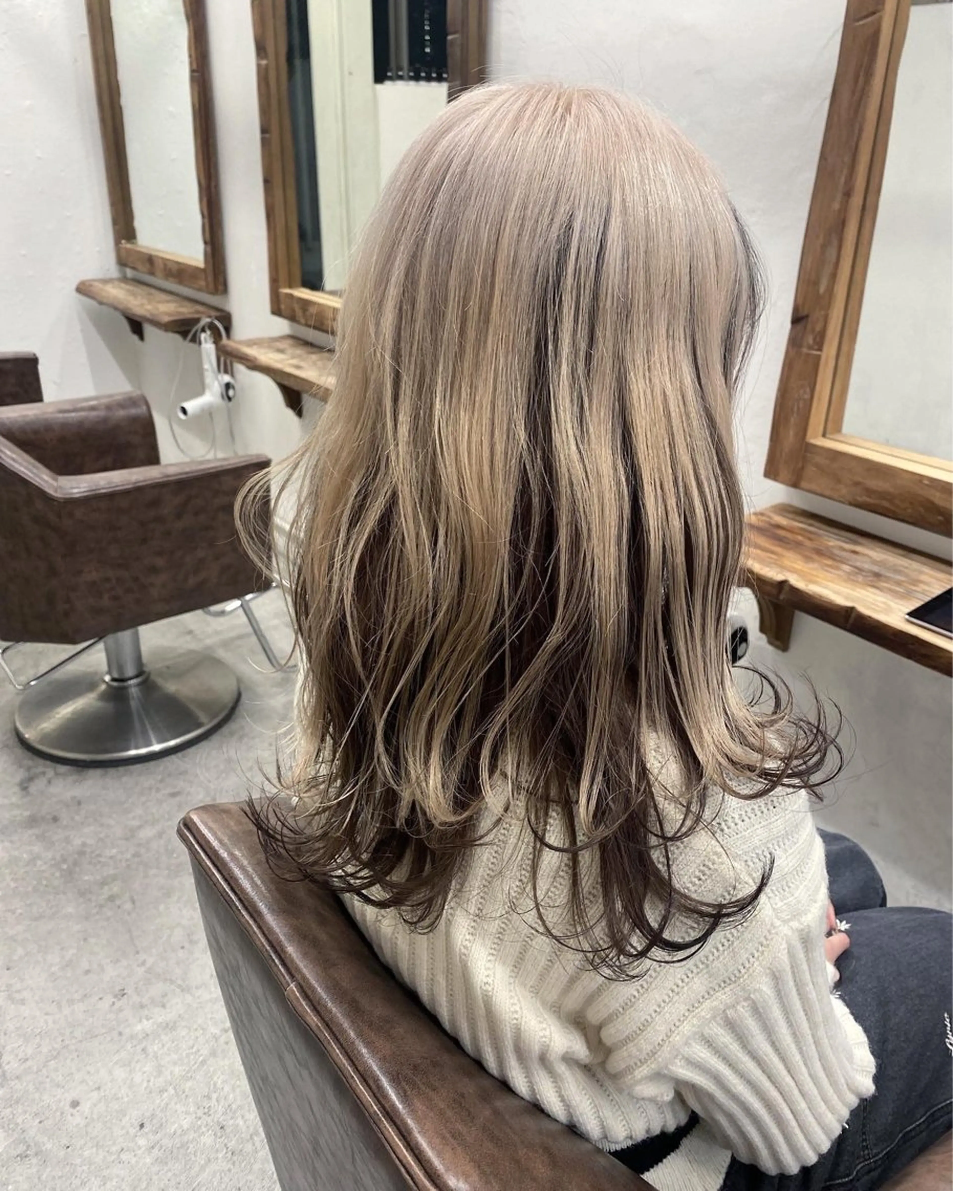 ロング ヘアカラー sea's所属・ヒラカホ/矢場町/ ブリーチ/似合わせのヘアスタイル