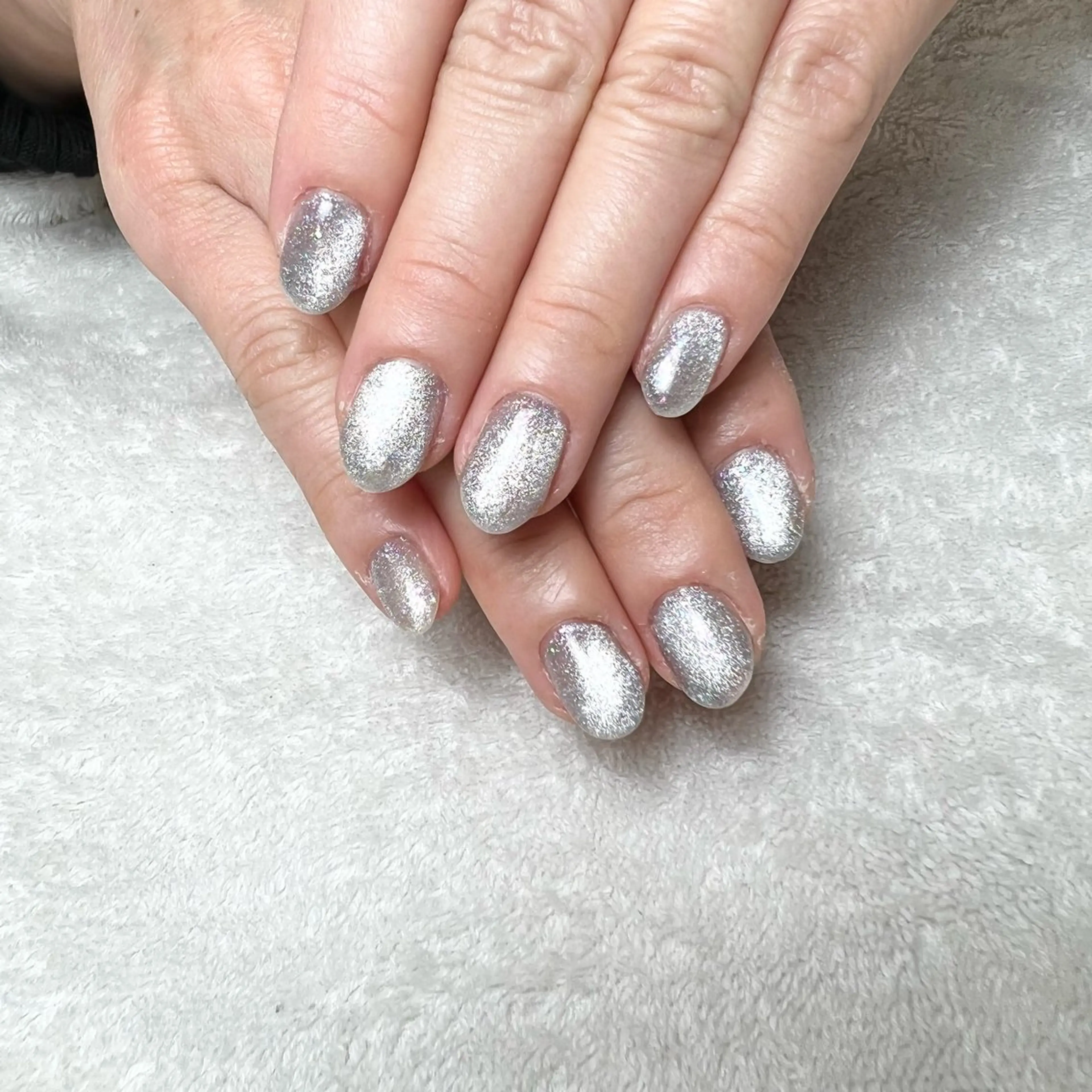 ネイル ジェルネイル マグネットネイル ワンカラーネイル ハンドネイル COCO+所属・COCO +のエステ・リラクイメージ