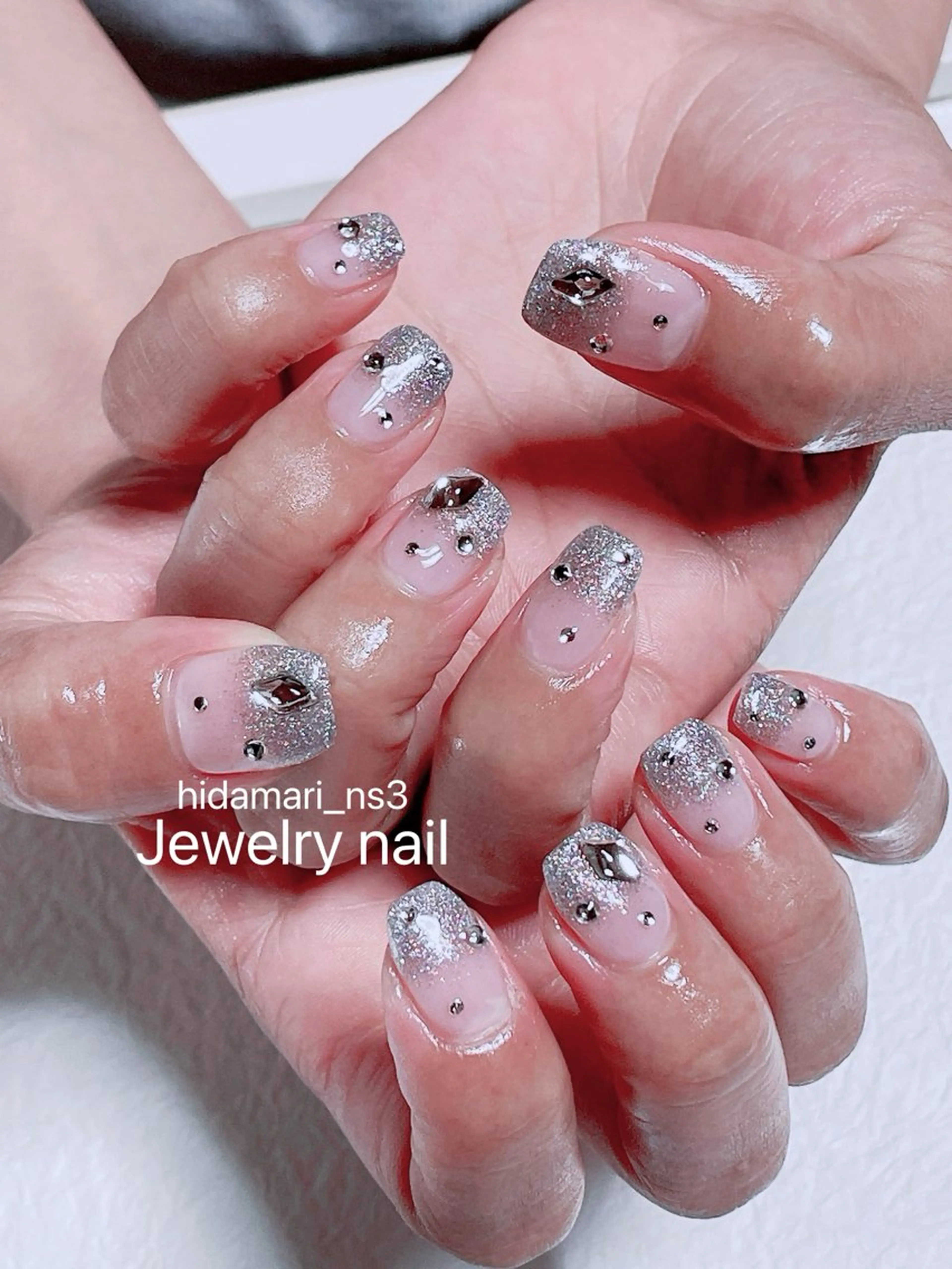 ネイル アートネイル キラキラネイル 持ち込み ハンドネイル NailSalon ひだまりのネイルデザイン