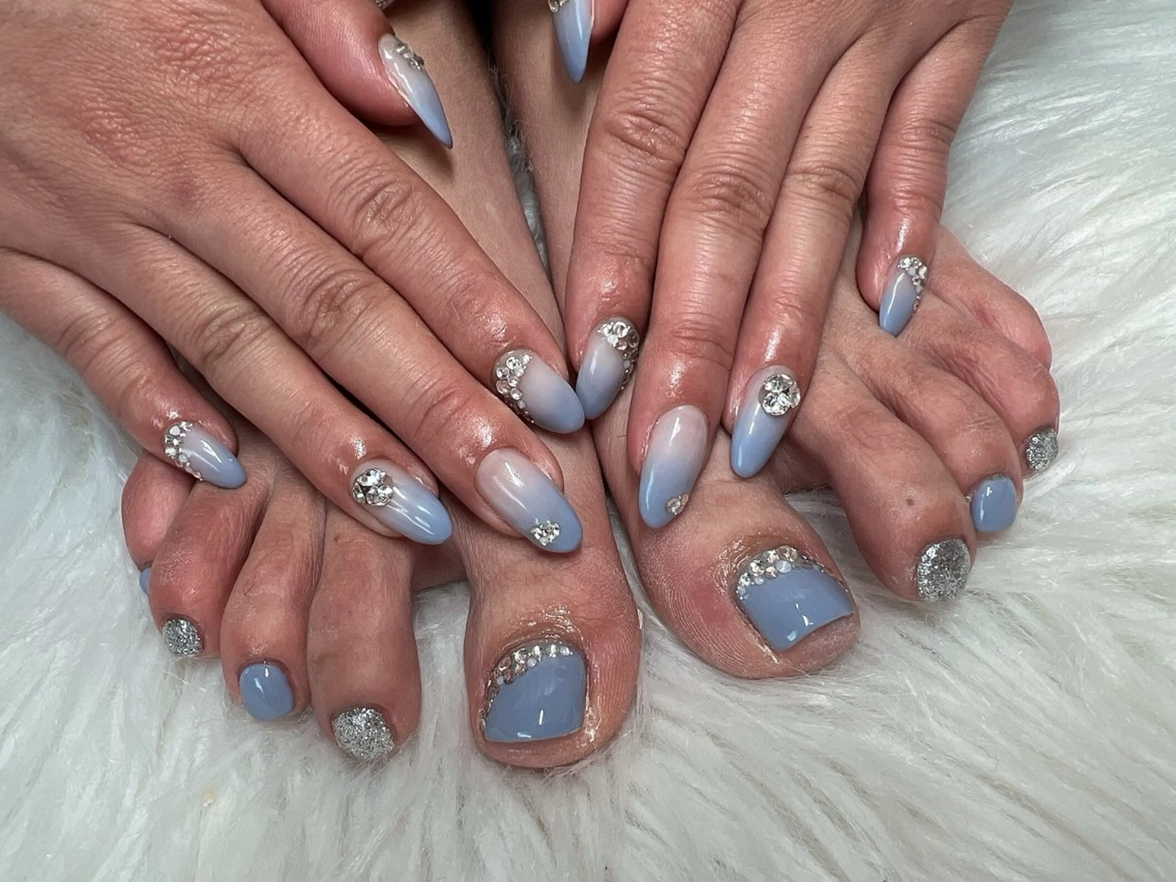 ネイル フットネイル 持ち込み ハンドネイル フットネイル Lavish nailのネイルデザイン