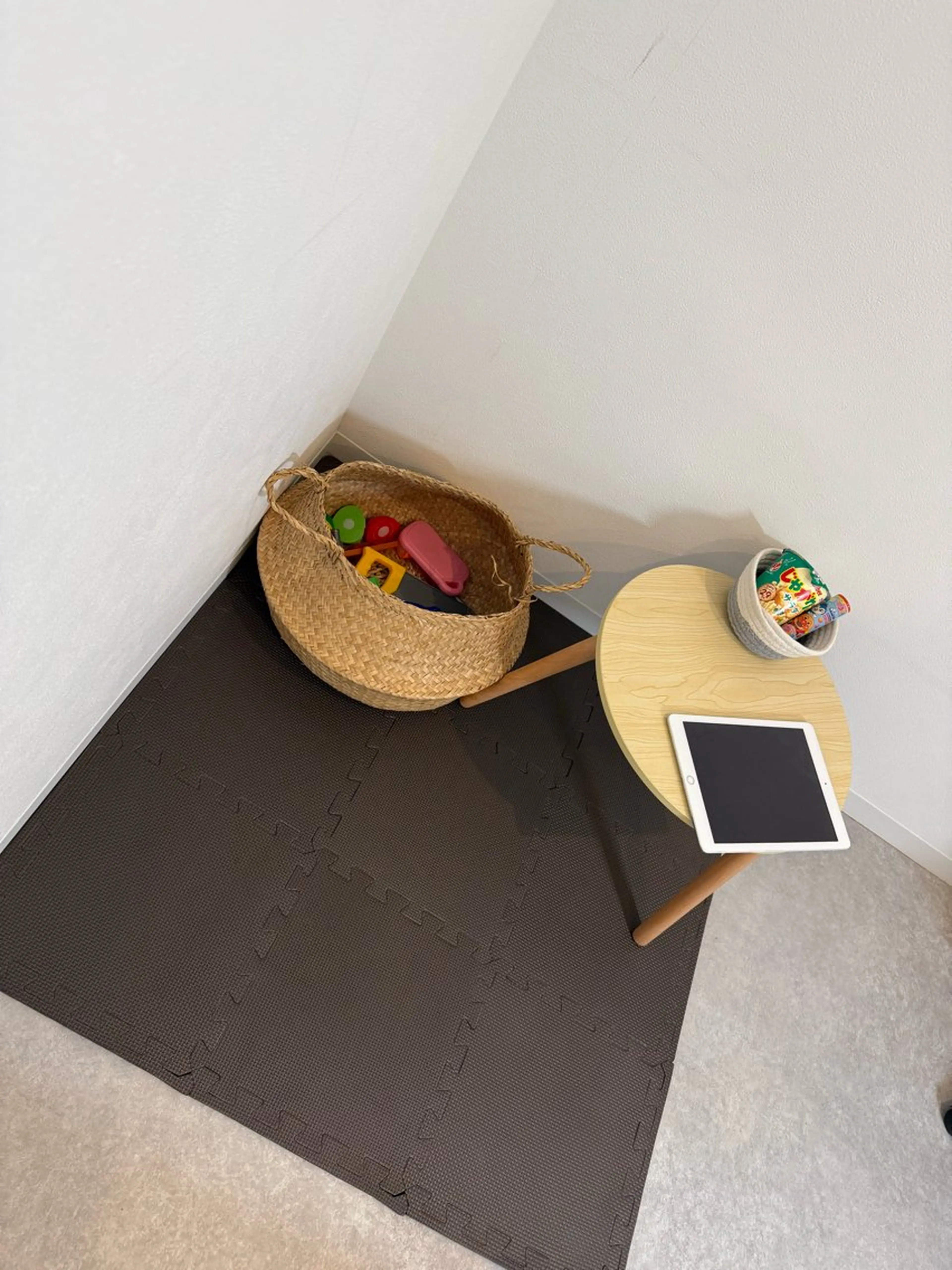 お子様連れ専用　ハンドネイル✖️ジャグアタトゥー　オフ込みの写真