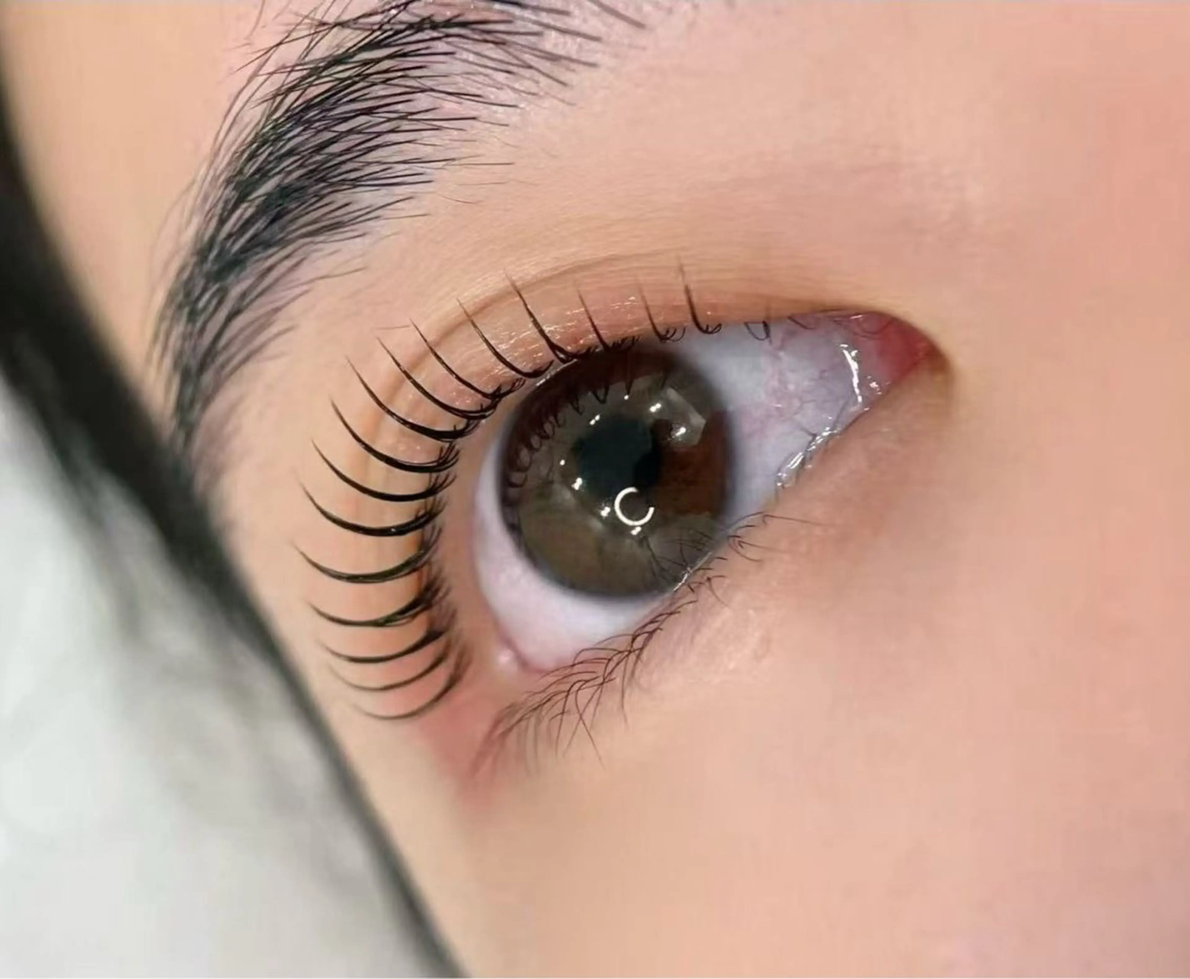 パーマ アデル エクステサロンのマツエク・マツパデザイン