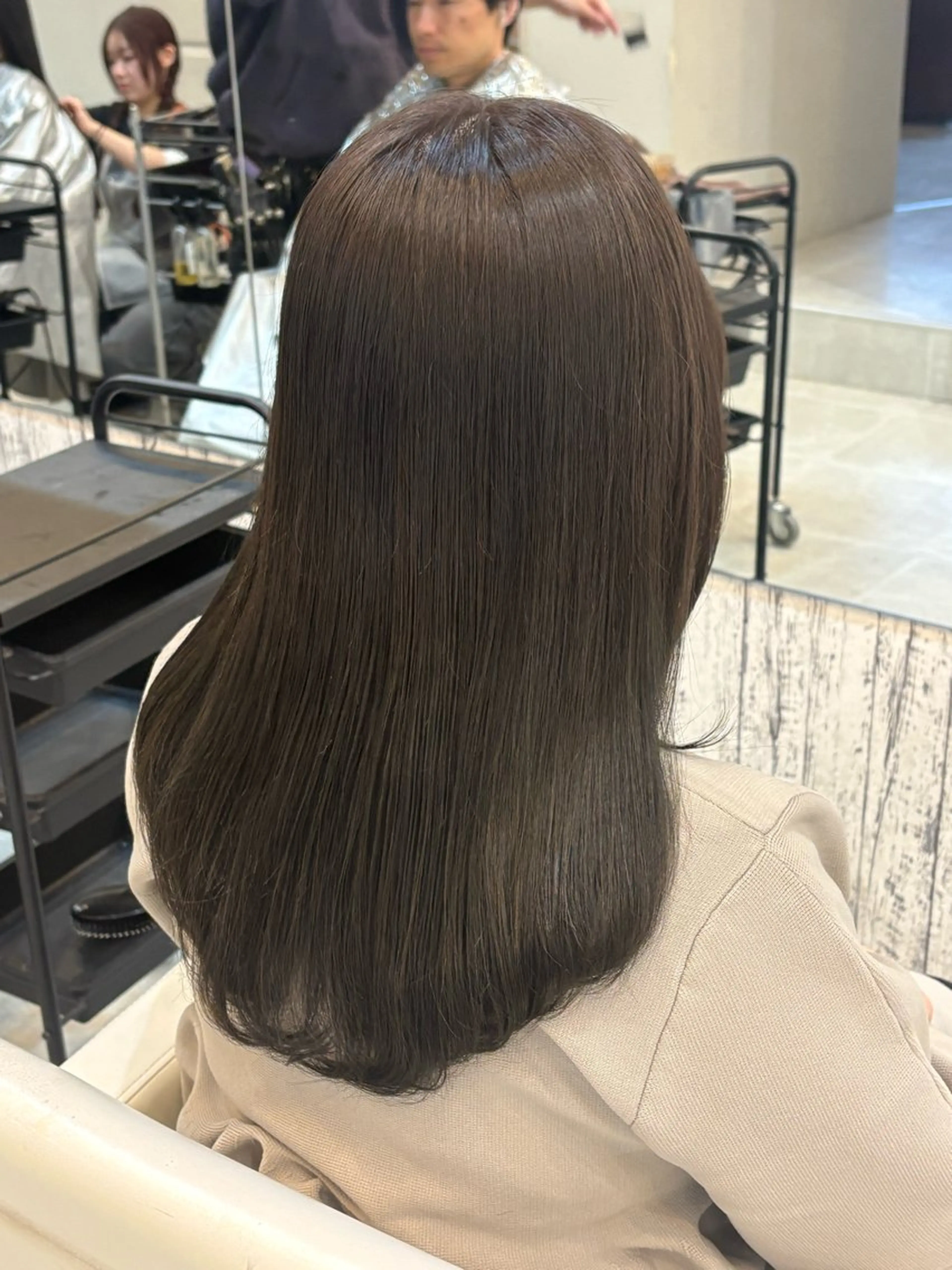 セミロング カラー アッシュ 透明感カラー グレージュ オリーブグレージュ オリーブグレー カット ヘアカラー 💫ワカ/松本/ カットモデル募集中のヘアスタイル