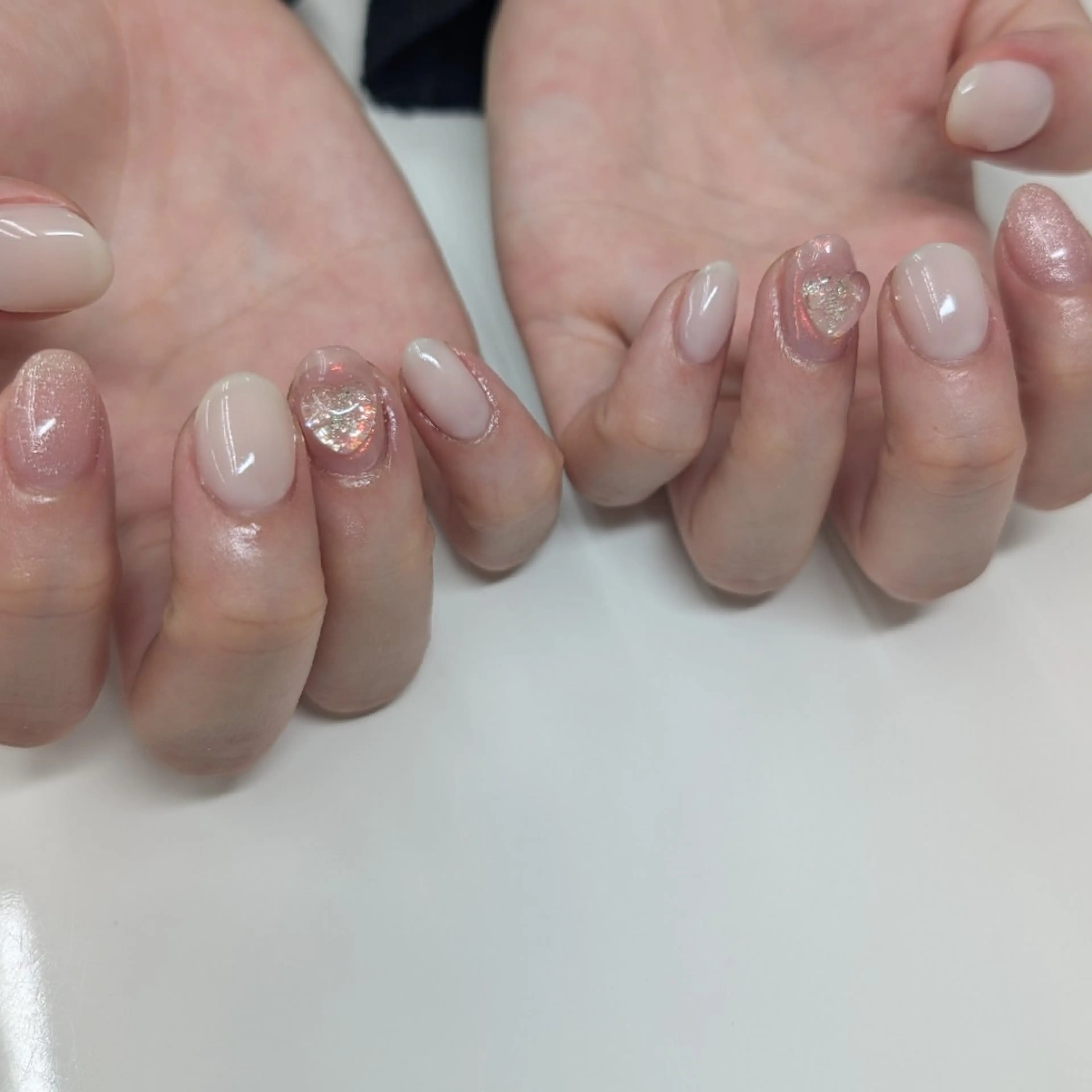 ネイル ハート 氷ネイル・うるうるネイル ハンドネイル ネイルサロン Amie　〜アミ〜所属・ᑎᗩIᒪ｜ᗰIᗰI｜ _५✍️Satou.のネイルデザイン