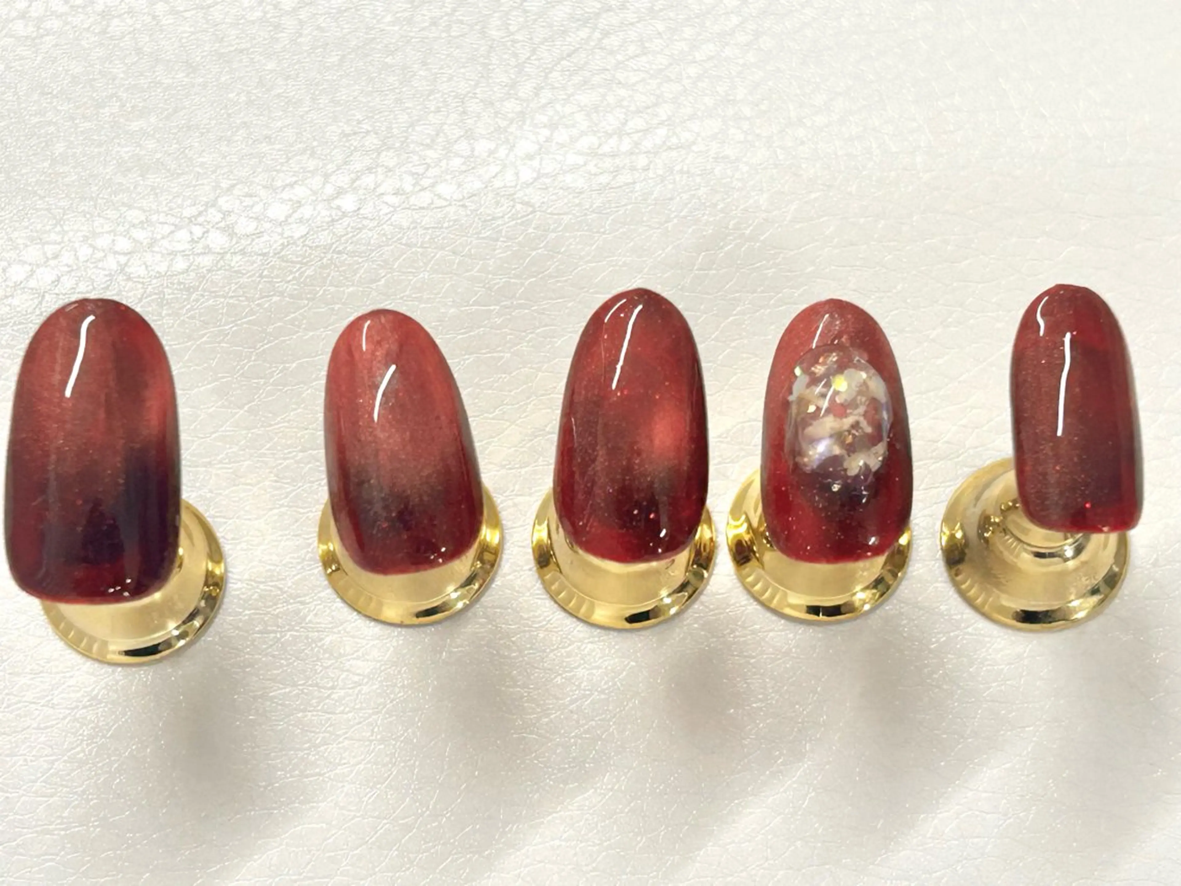 ネイル 杉山 ネイリストのネイルデザイン