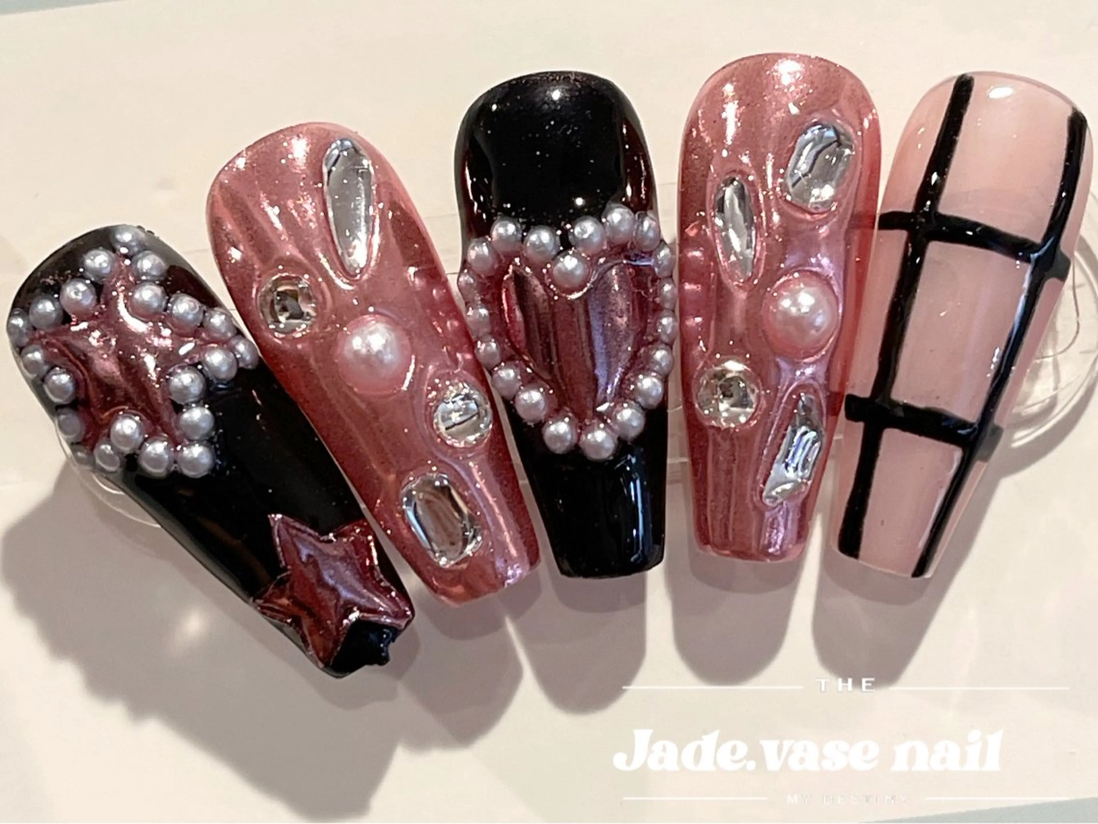 ネイル ✰Jade.vase 銀座一丁目・東銀座のネイルデザイン