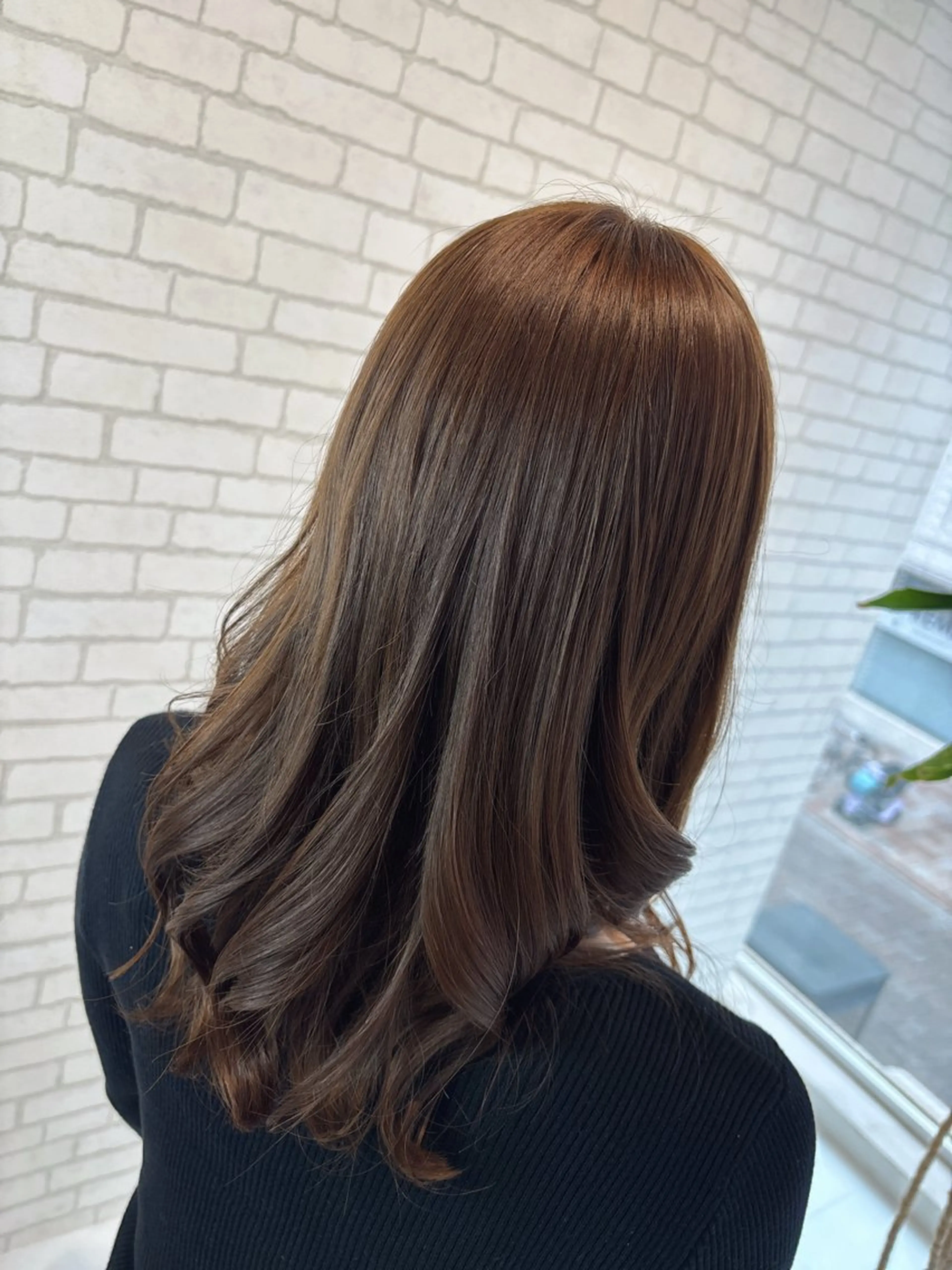 ロング 篠田 綾乃のヘアスタイル