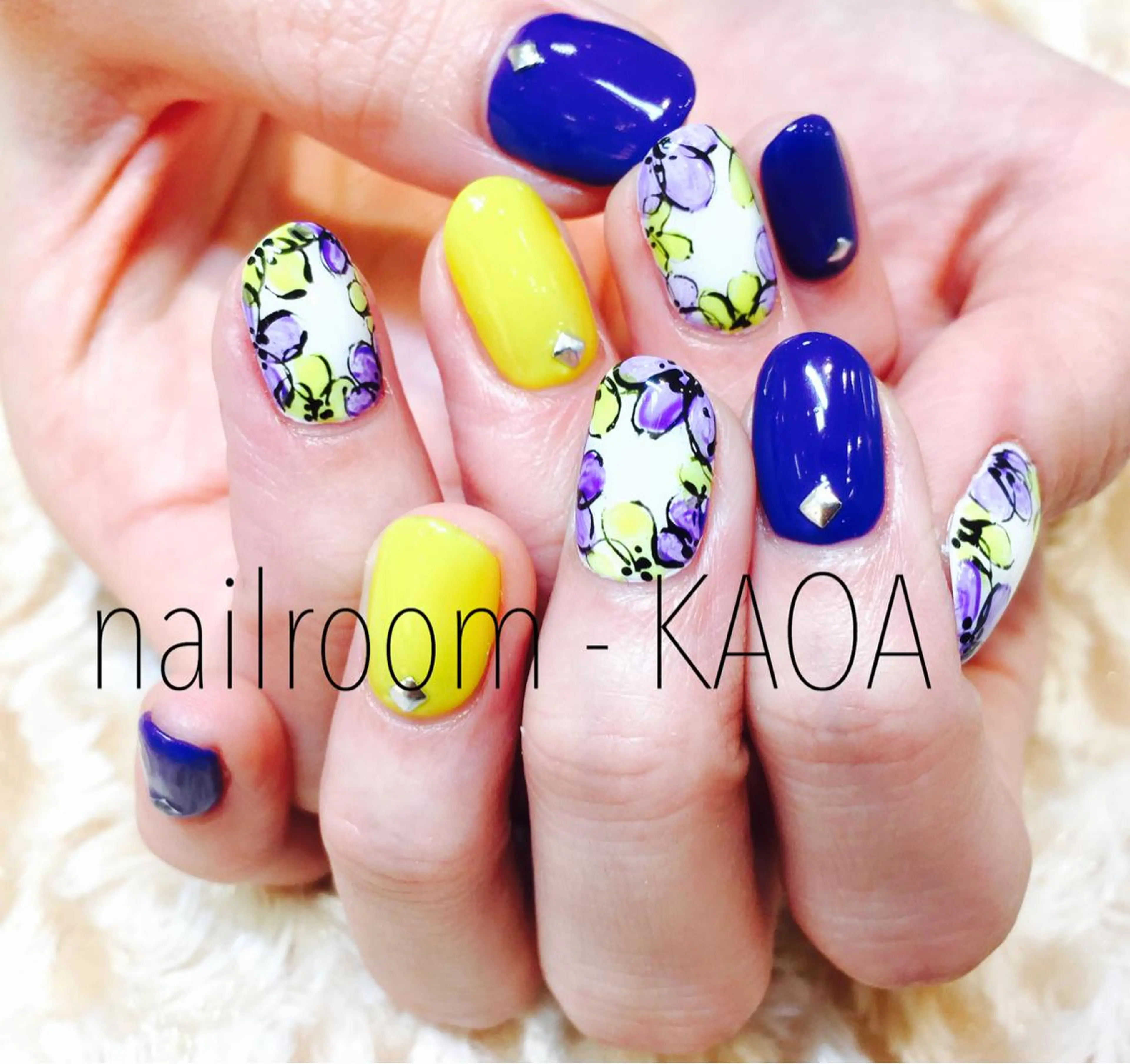 ネイル フラワーネイル nailroom- KANOAのネイルデザイン