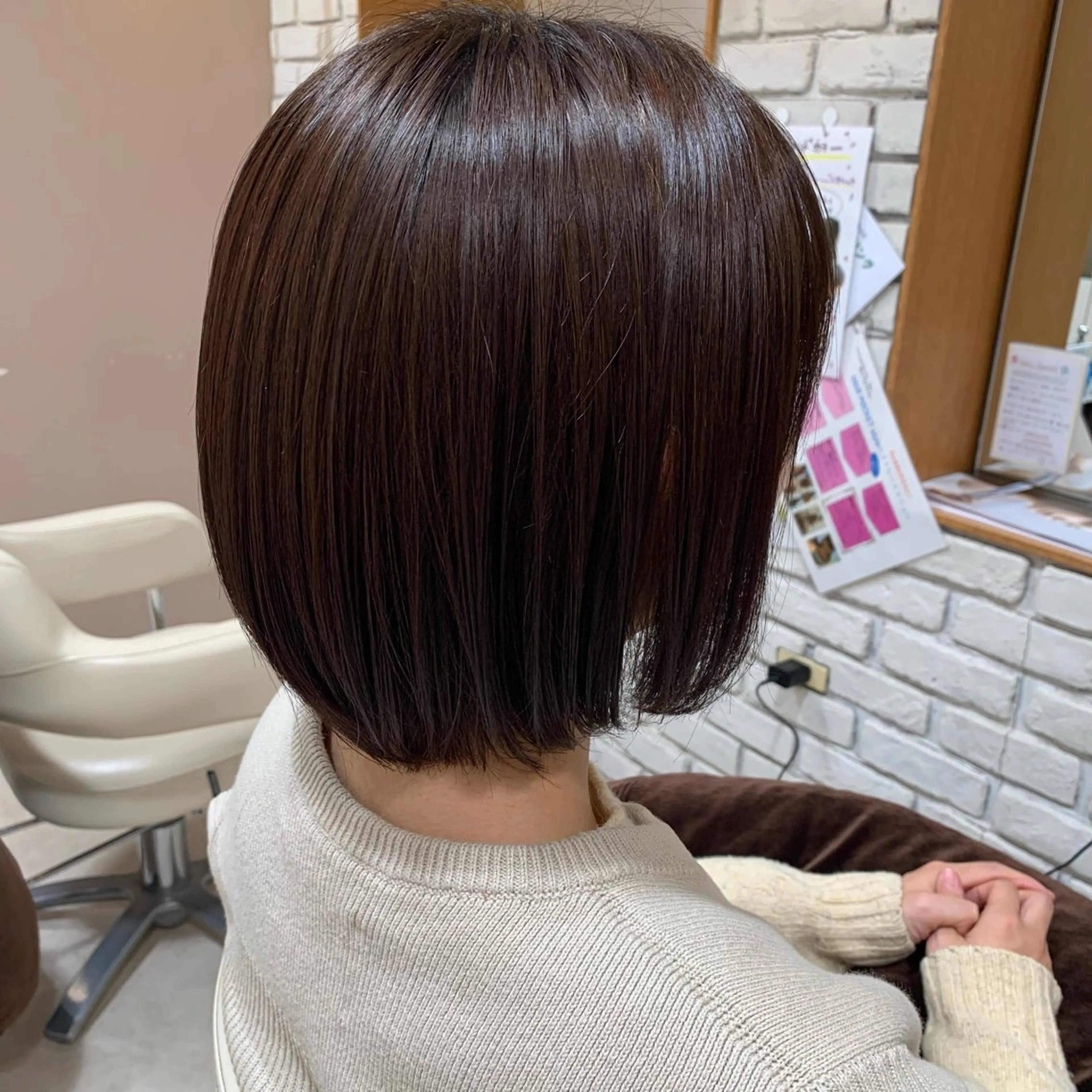 ミディアム 宮本 季奈のヘアスタイル