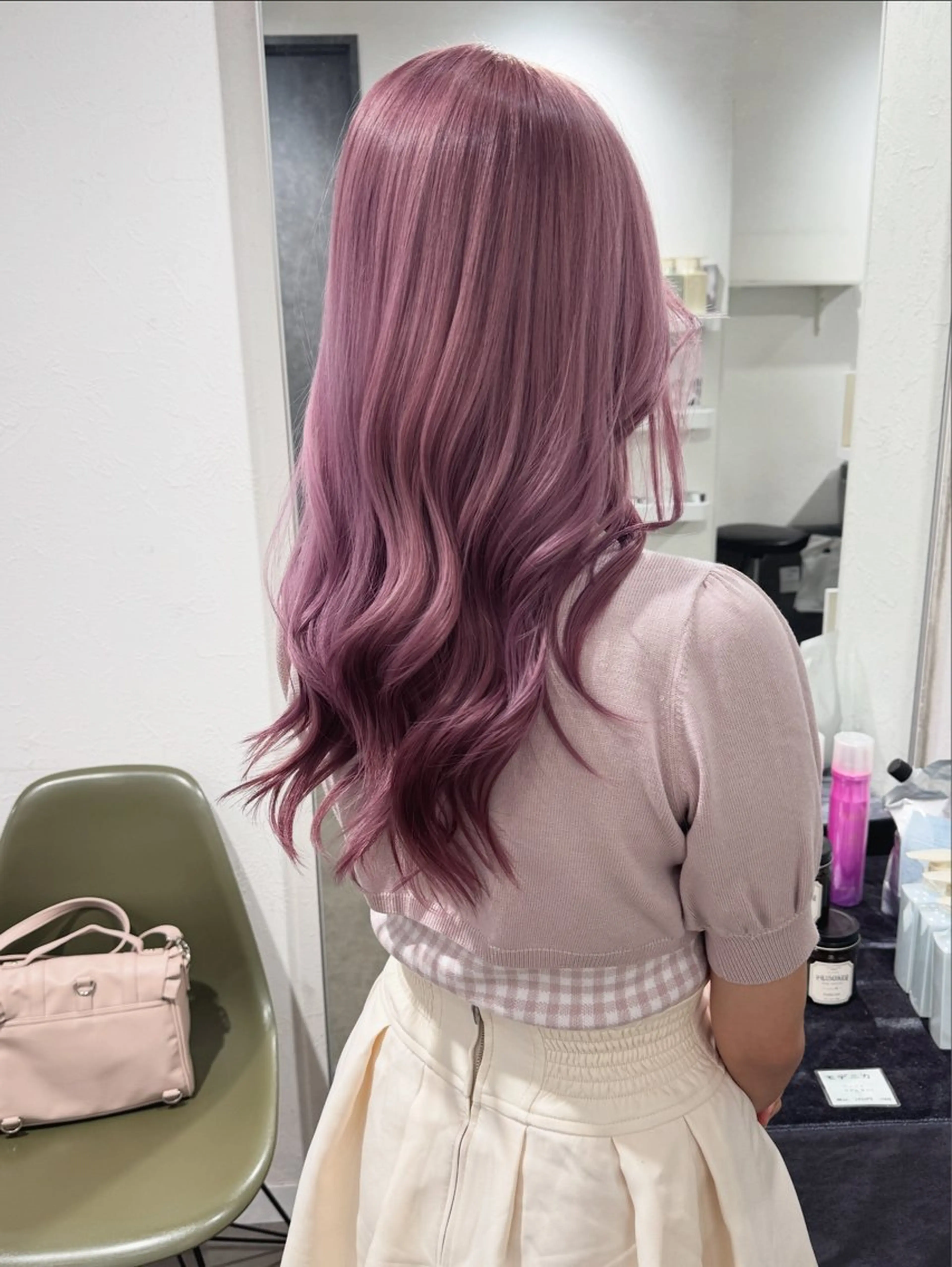 ロング カラー ヘアカラー ハイトーン/レイヤー /艶カラー🎀のヘアスタイル