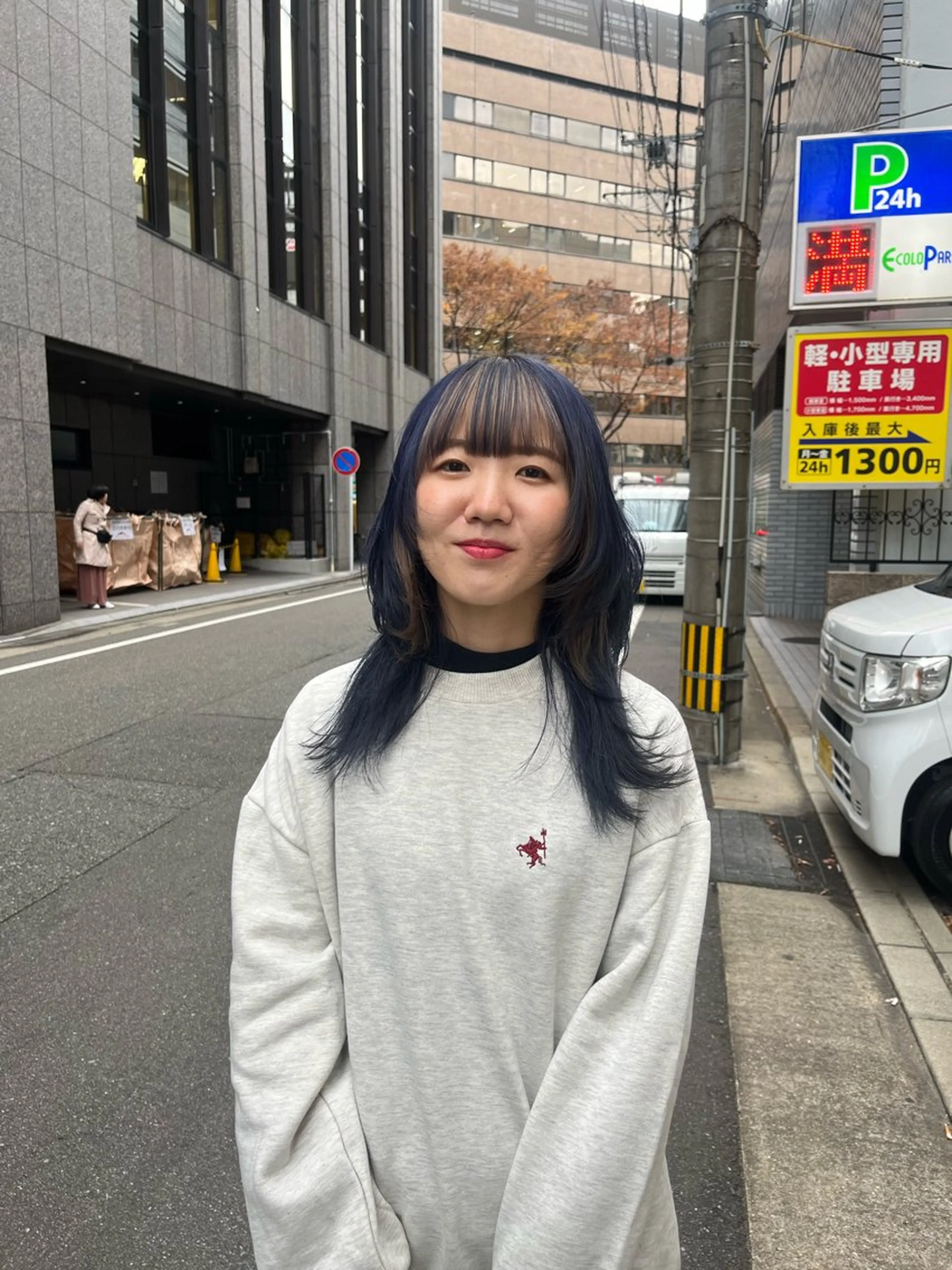 カラー こまつばらみお/レイ ヤー/ダブルカラーのヘアスタイル