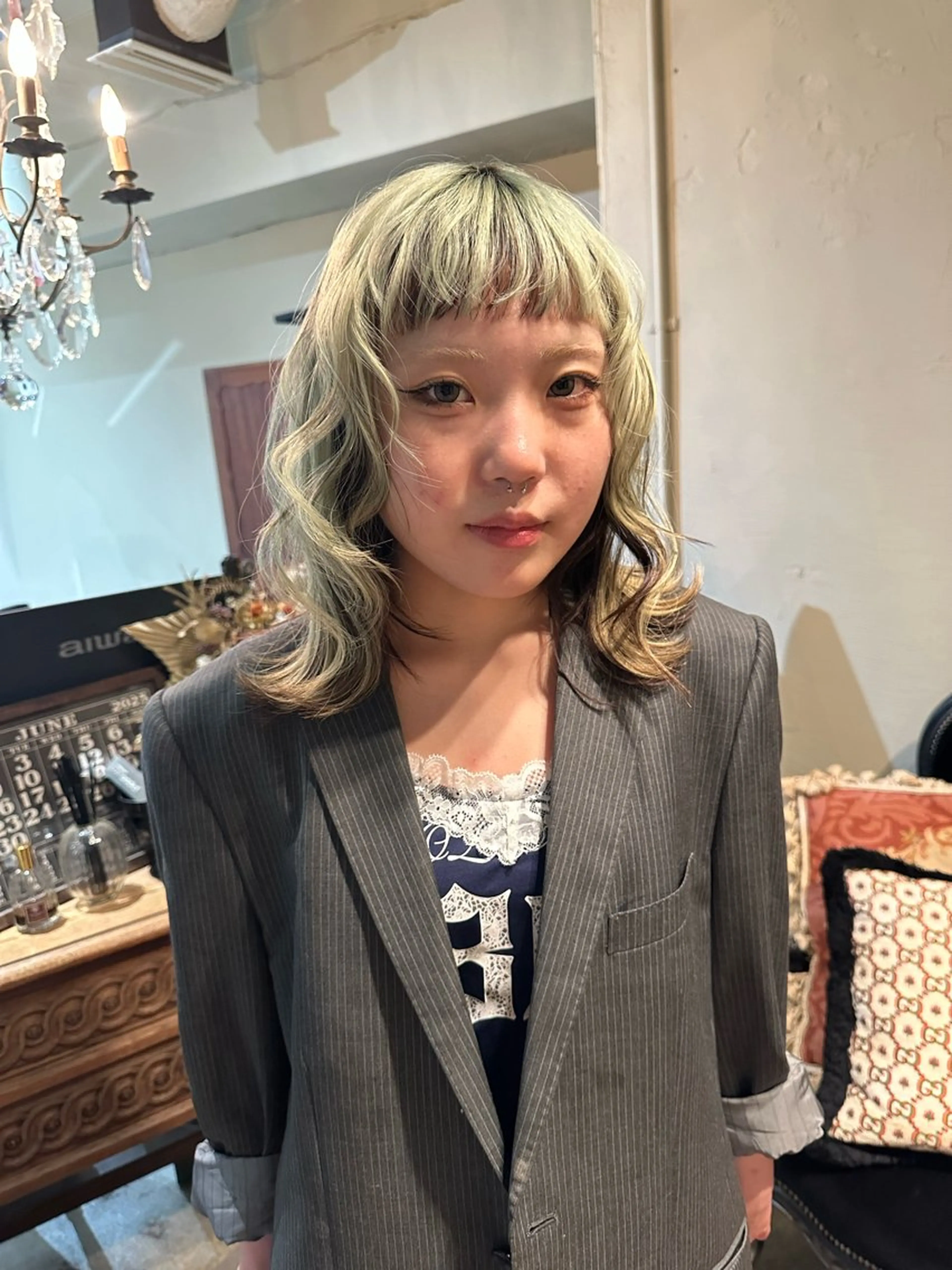 ミディアム カラー もりやま りりかのヘアスタイル