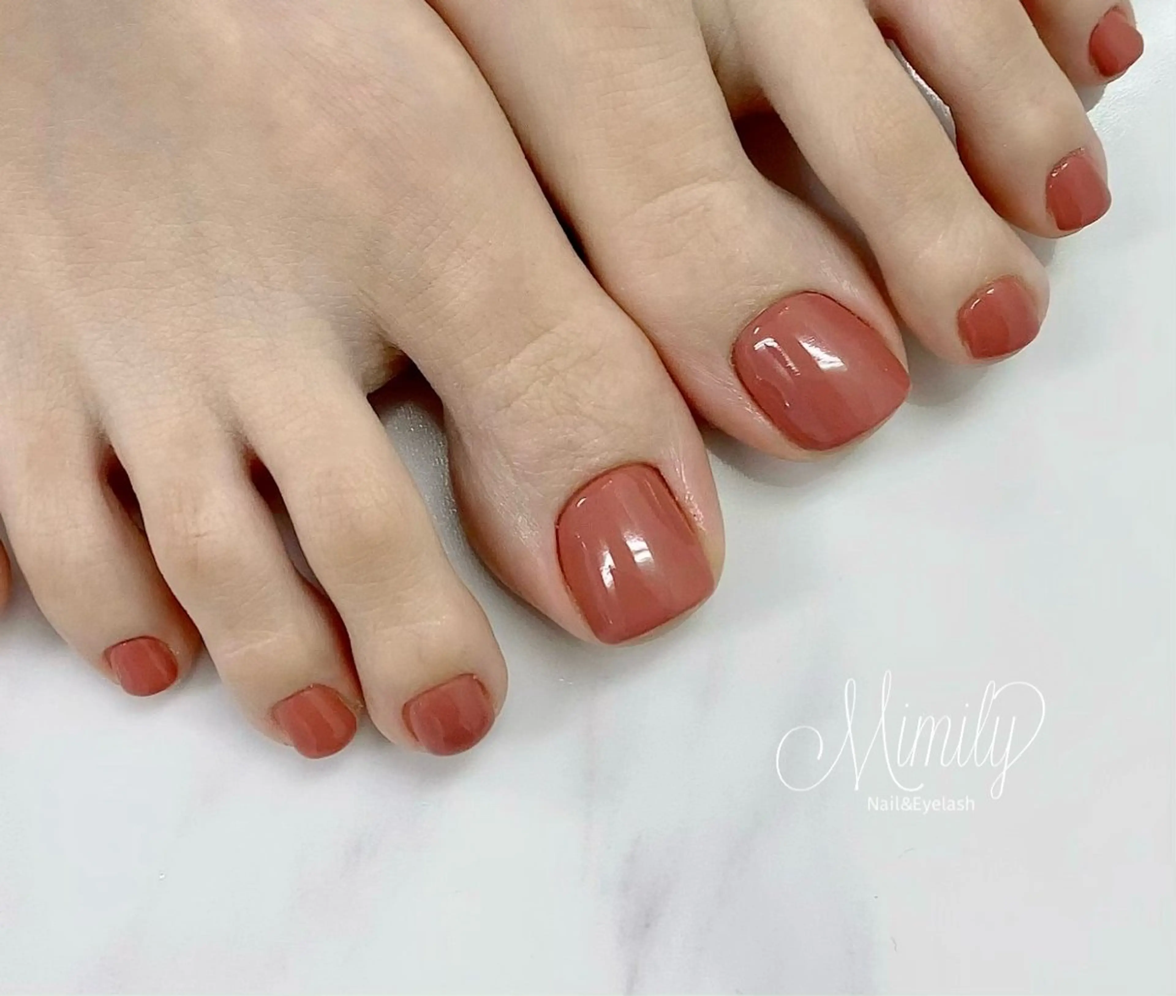 【フットモデル様】ワンカラー/ラメ・カラーグラデーションの写真