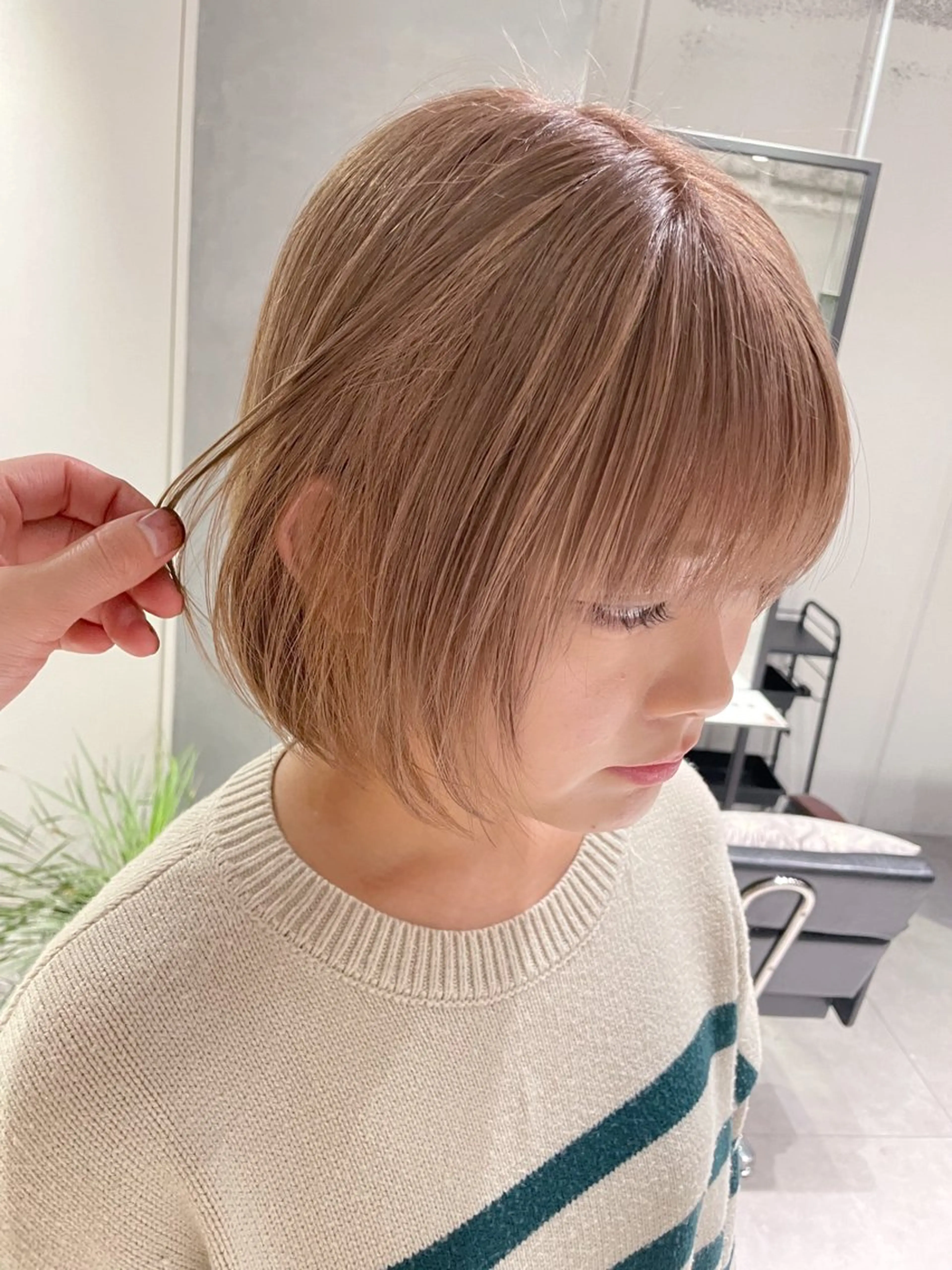 ショート 美髪矯正/艶カラー ボブ/栄/鐘ヶ江純也のヘアスタイル