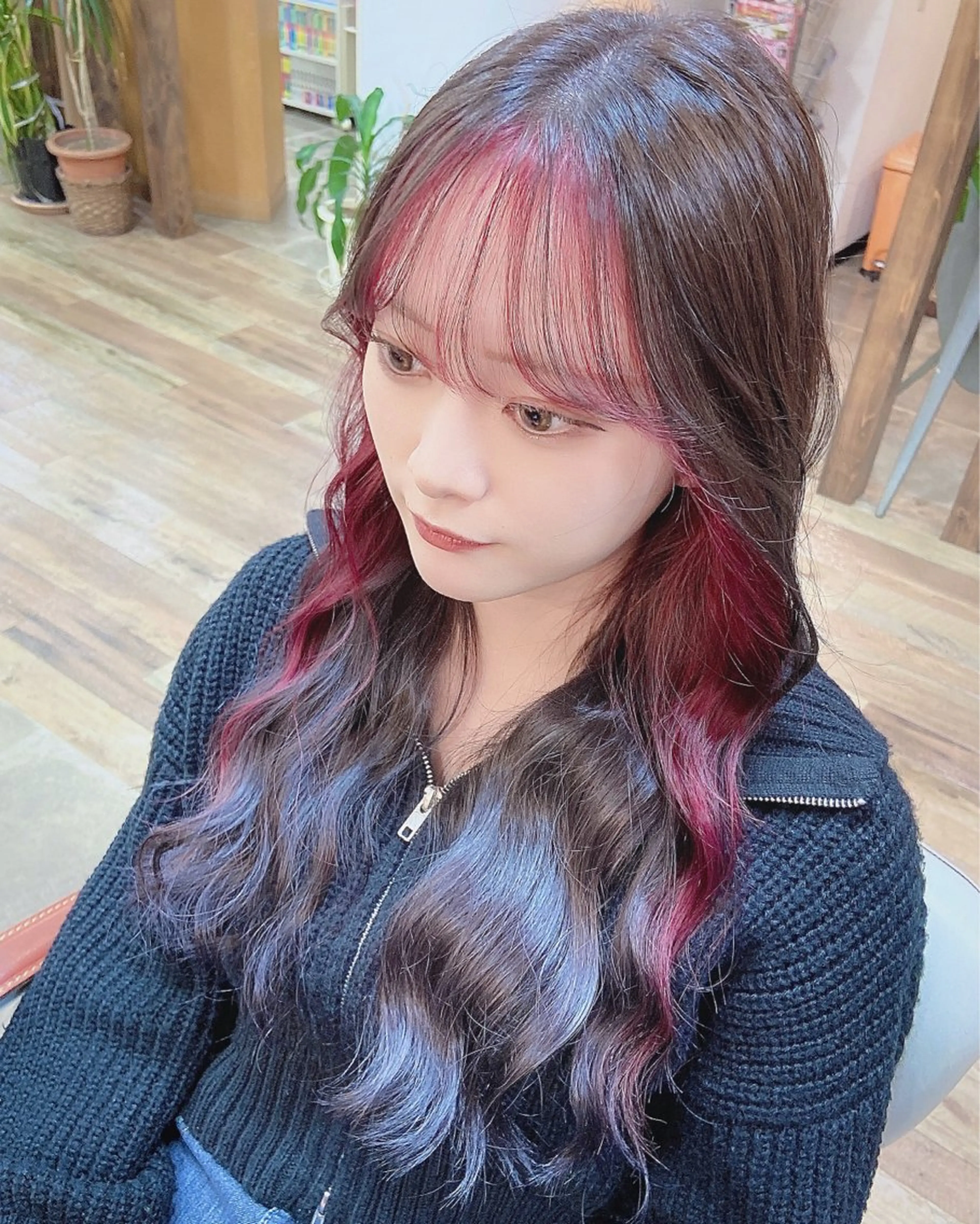 ロング カラー ヘアアレンジ ミストバング ブリーチ ケアブリーチ デザインカラー イヤリングカラー ヘアカラー イツキ🌕デザインカ ラー🥨髪質改善🫧のヘアスタイル