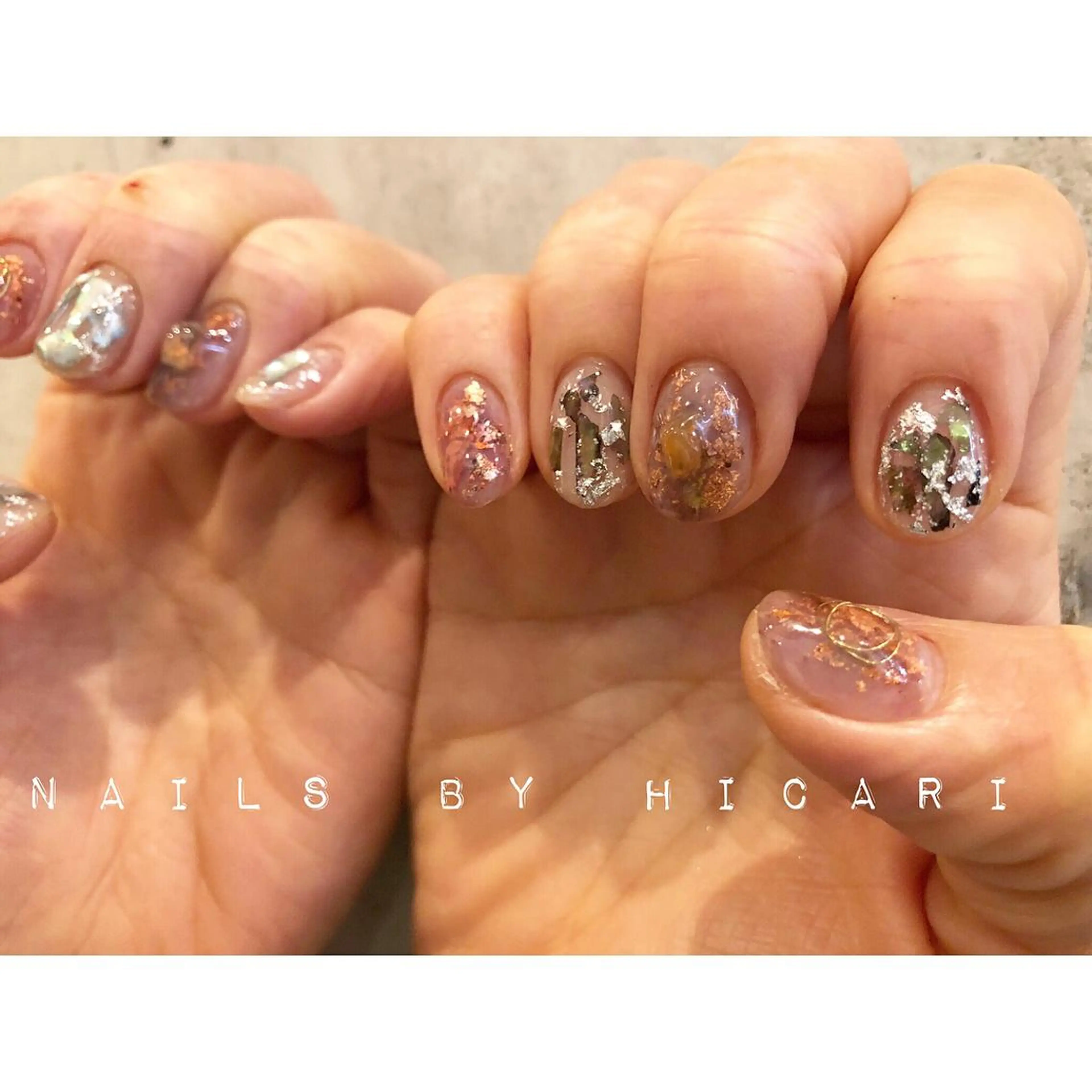 ショート カラー ネイル マツエク・マツパ ジェルネイル ニュアンスネイル パラジェル illum hicariのネイルデザイン