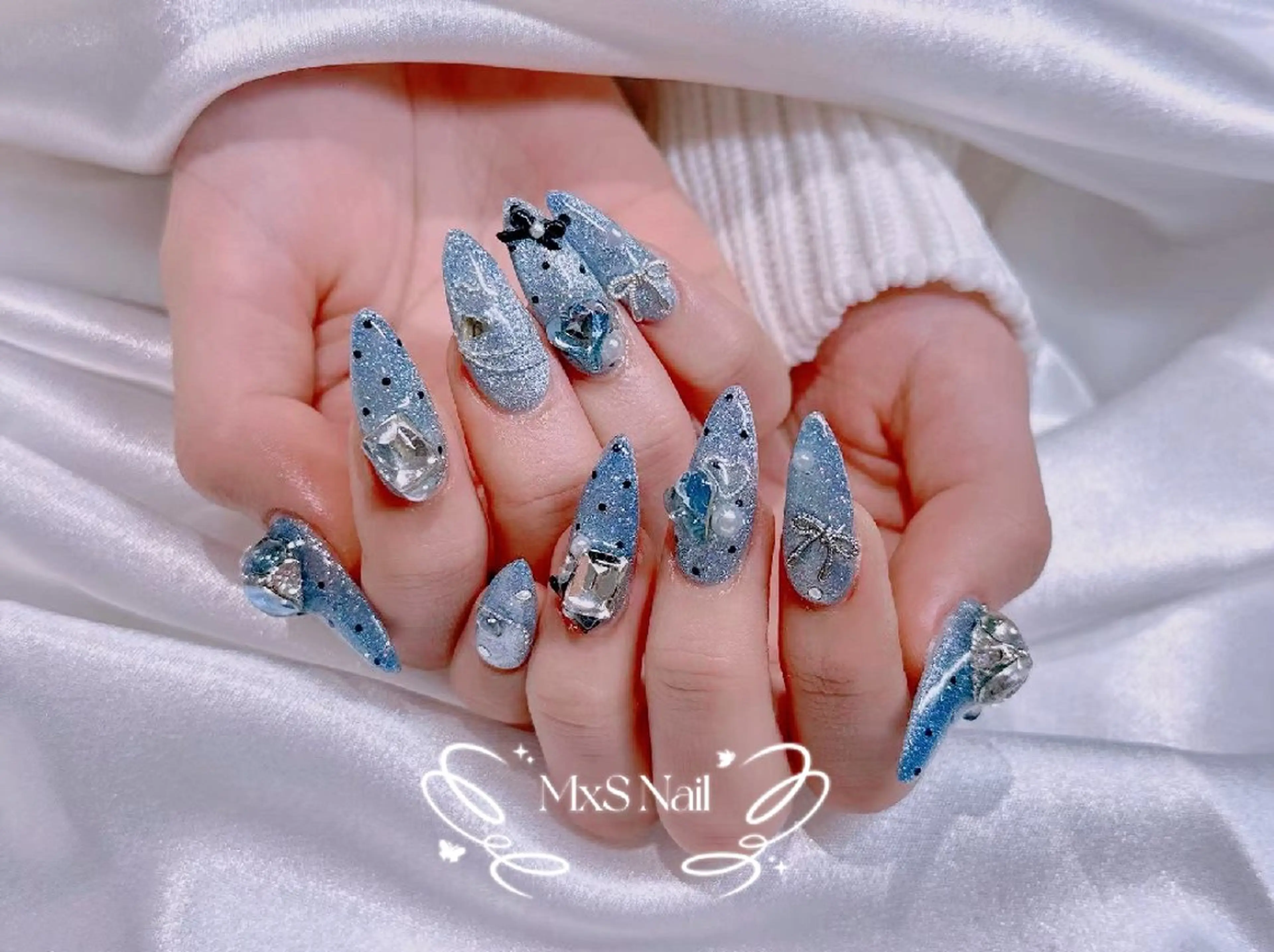 ネイル ハンドネイル ハンドケア MxS Nail(長さだし/フィルイン/マグネット/韓国ネイル/ワンホンネイル/ワンカラー)所属・MxS リィリィのネイルデザイン