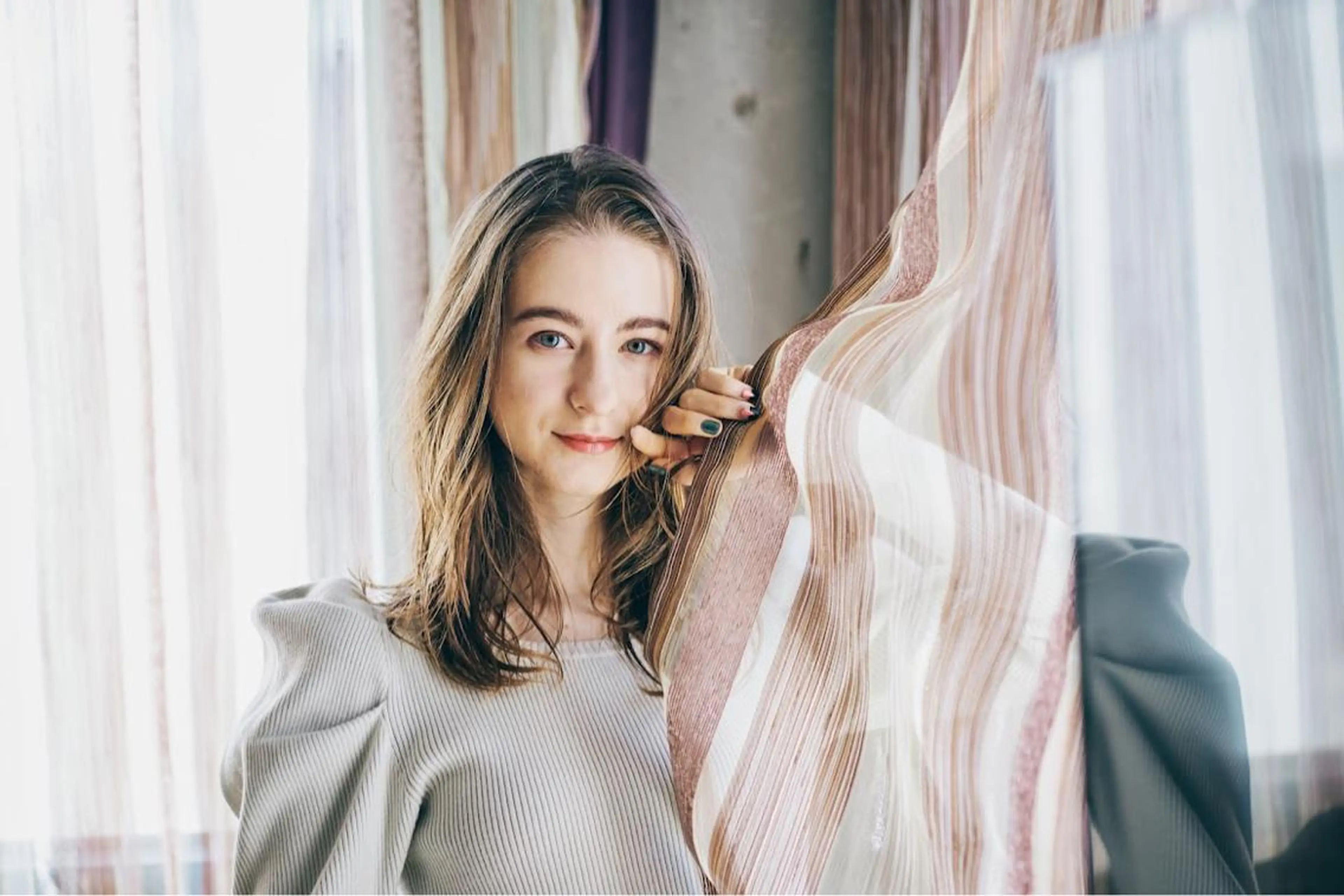 セミロング カラー カット ヘアカラー トリートメント ［パサつき改善］＊ 髪質改善ケアサロン＊のヘアスタイル