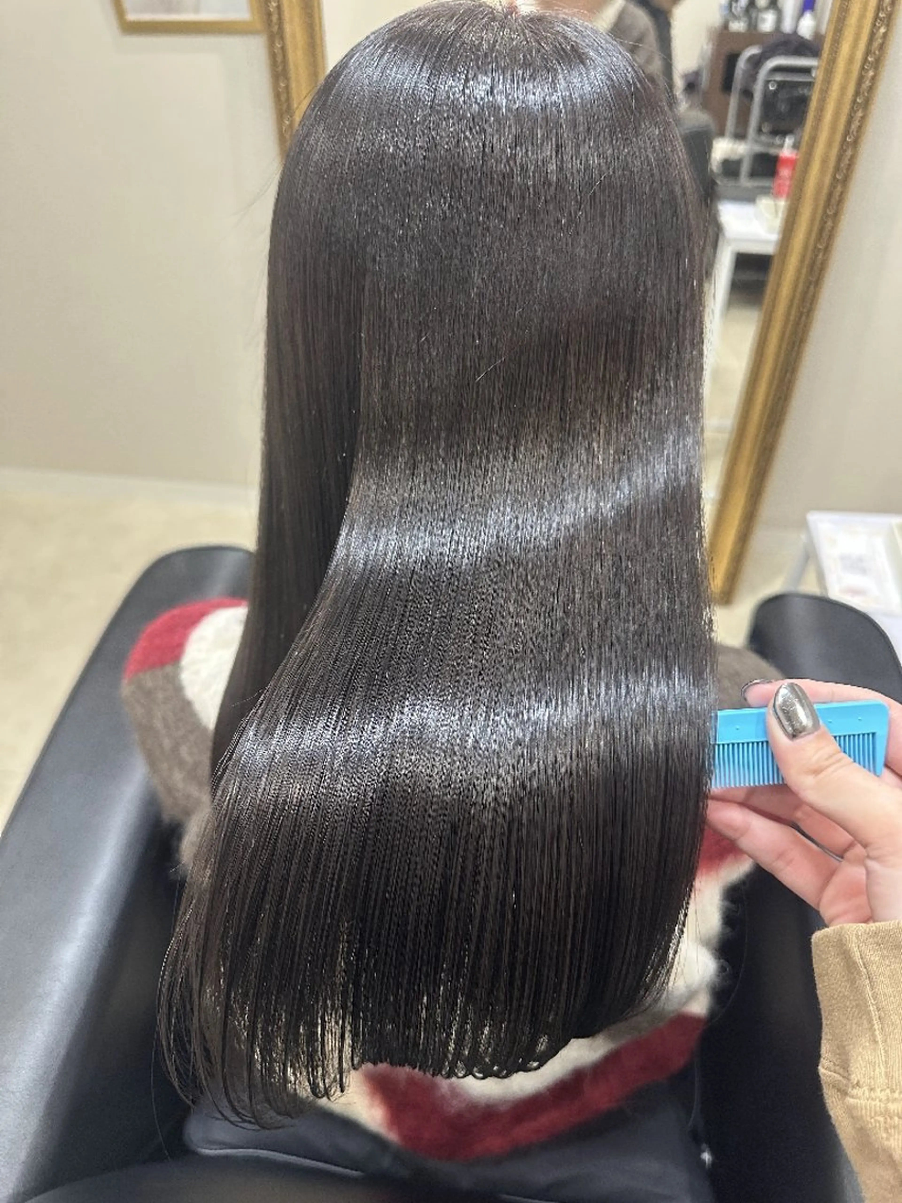 セミロング カラー 髪質改善 トリートメント カット ヘアカラー トリートメント fee 北千住のヘアスタイル