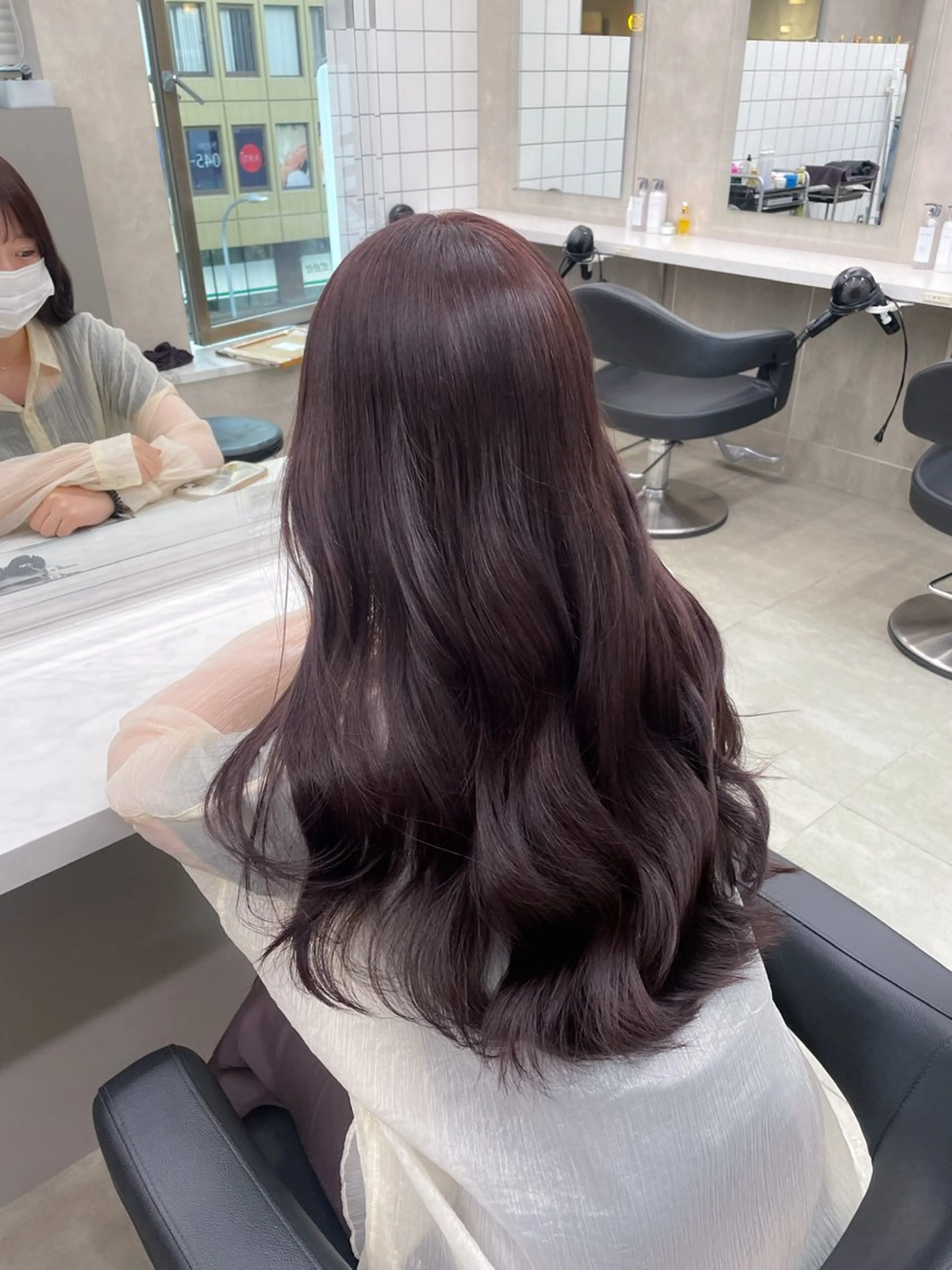 セミロング カラー ブリーチ ブラウンカラー ラベンダーカラー ラベンダーブラウン ブリーチなしカラー カット ヘアカラー トリートメント ヘッドスパ ヘアセット 表参道ハッシュカット レイヤー/リノンのヘアスタイル
