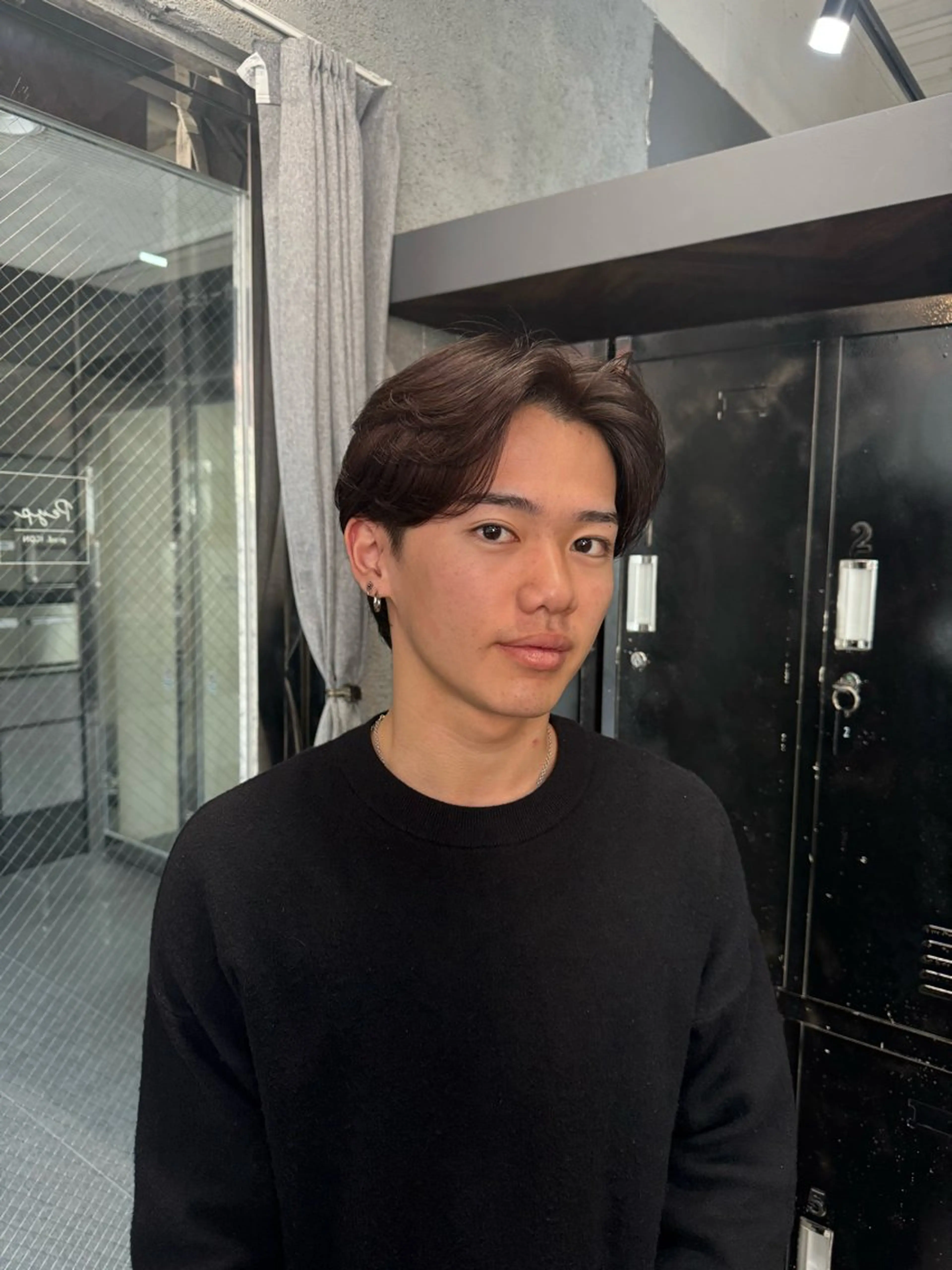 ショート パーマ メンズ センターパート メンズパーマ ニュアンスパーマ カット パーマ Peyp所属・早瀬 裕之のヘアスタイル