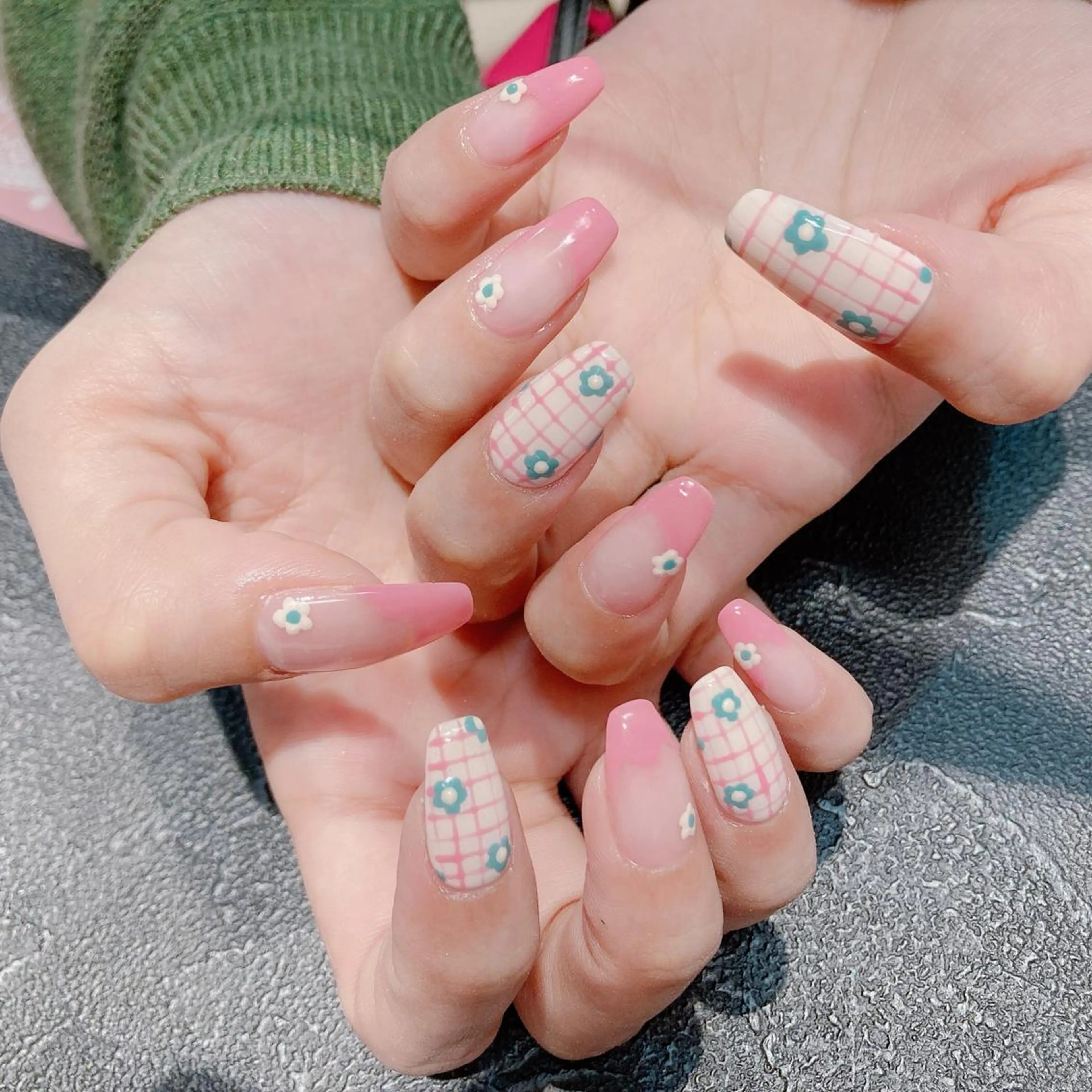 ネイル バニーアイズ ネイル ニューオータニ博多店のネイルデザイン