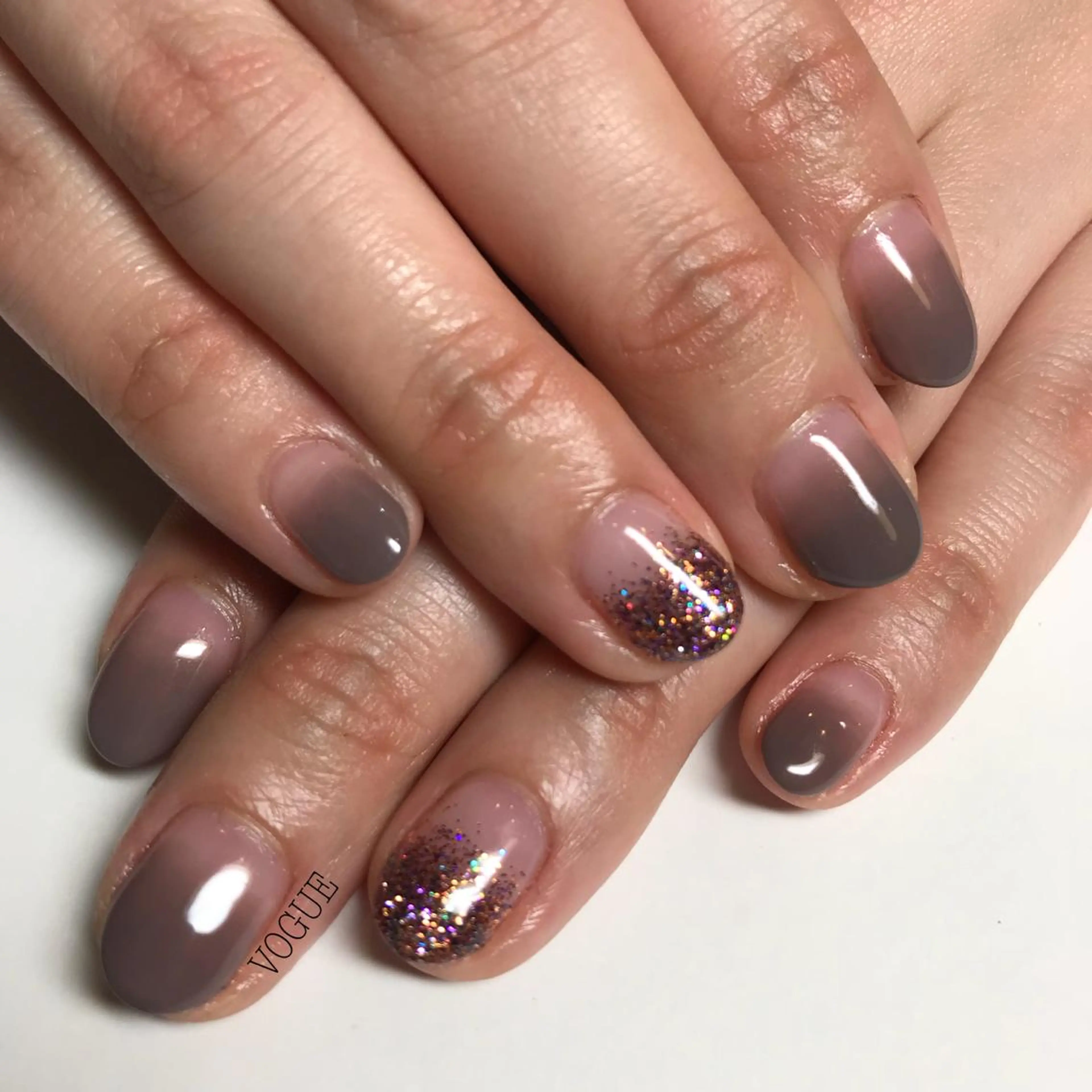 ネイル ラメ(グリッター) ハンドネイル VOGUE ×SWANのネイルデザイン
