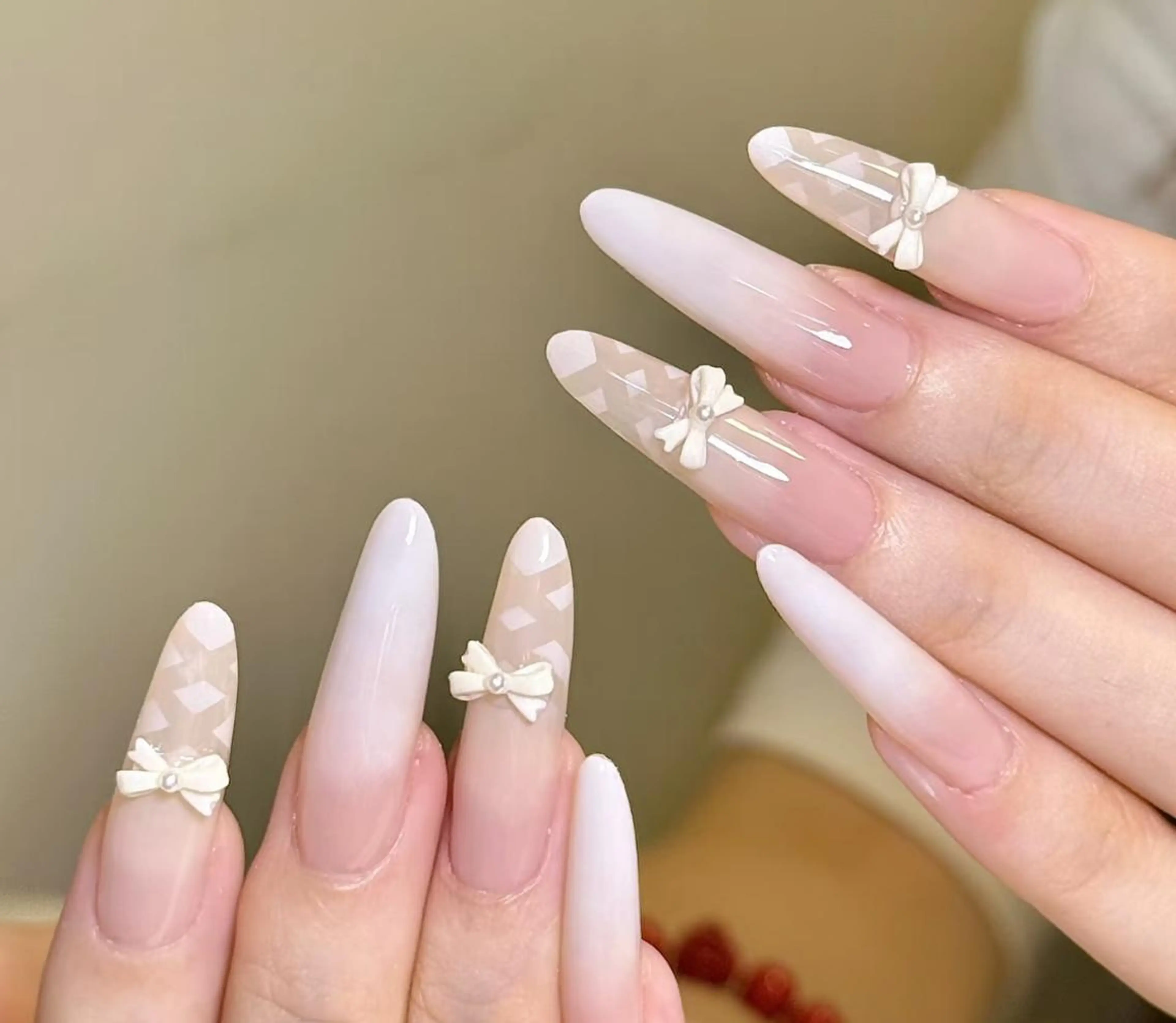 ネイル ハンドネイル ハンドケア 🍑 momo_nailのネイルデザイン