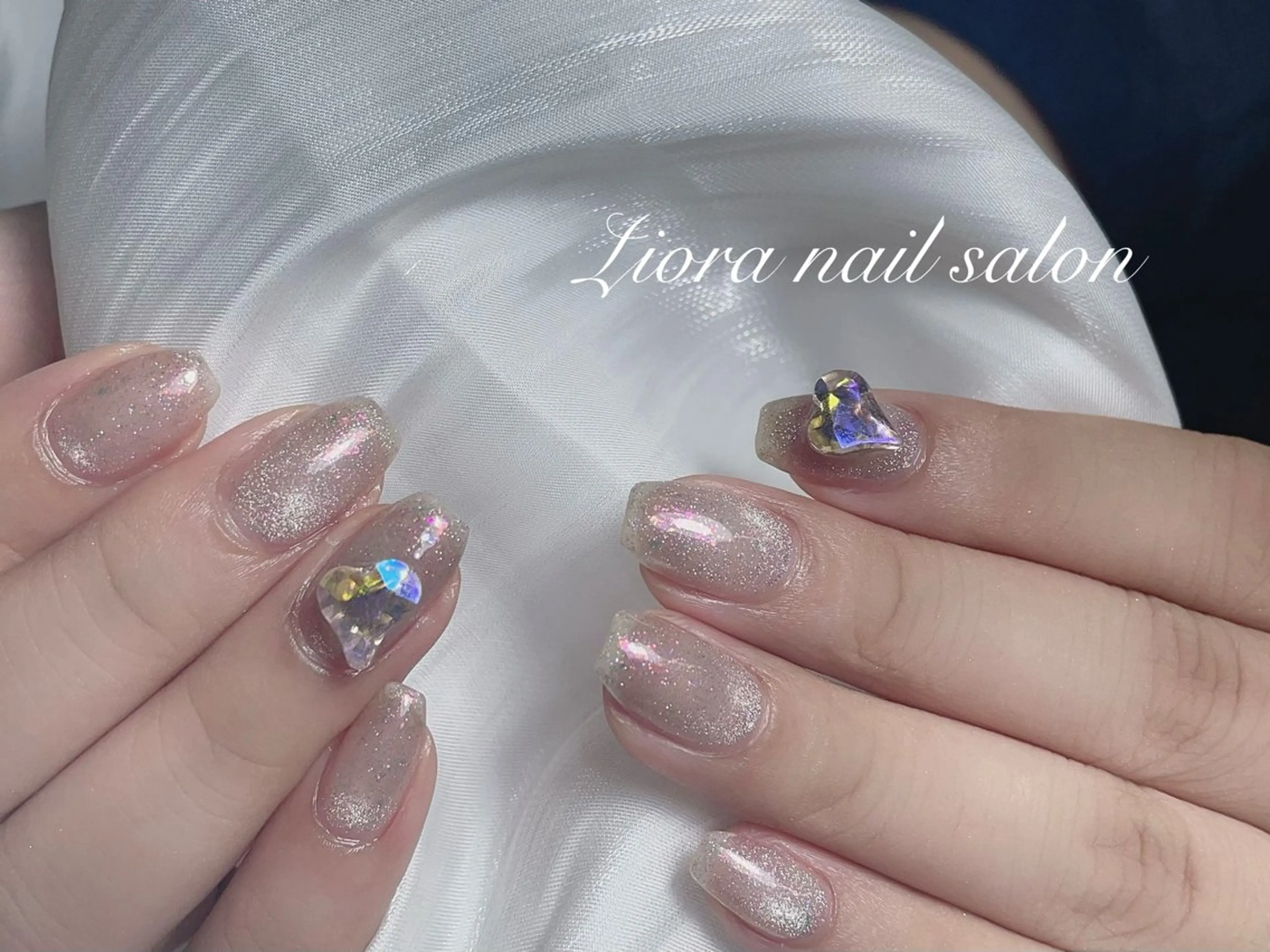 ネイル フレンチネイル ジェルネイル ガーリー グラデーション キラキラネイル ハンドネイル Liora nail 1のネイルデザイン