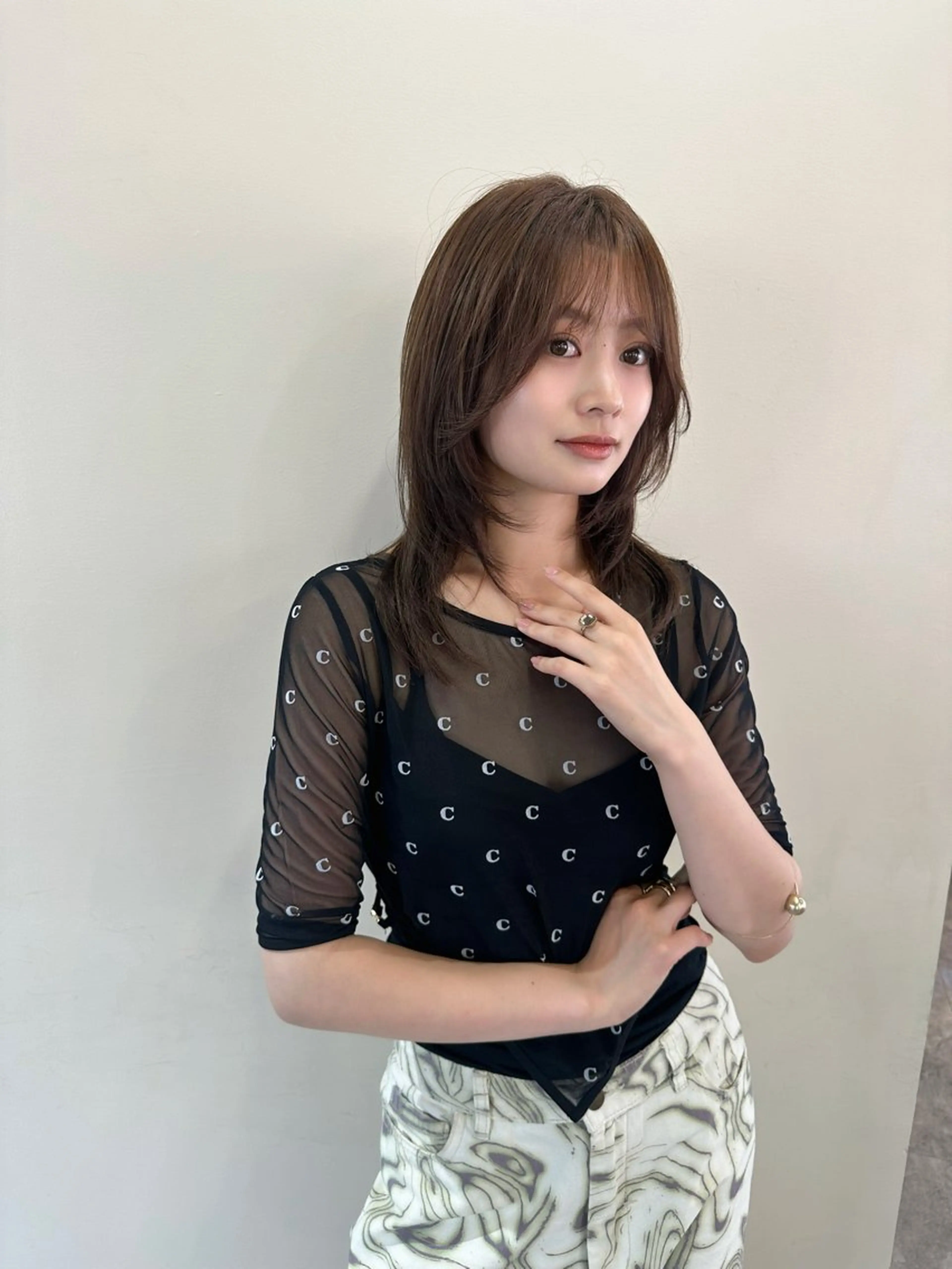 ミディアム 鎌倉 彩のヘアスタイル