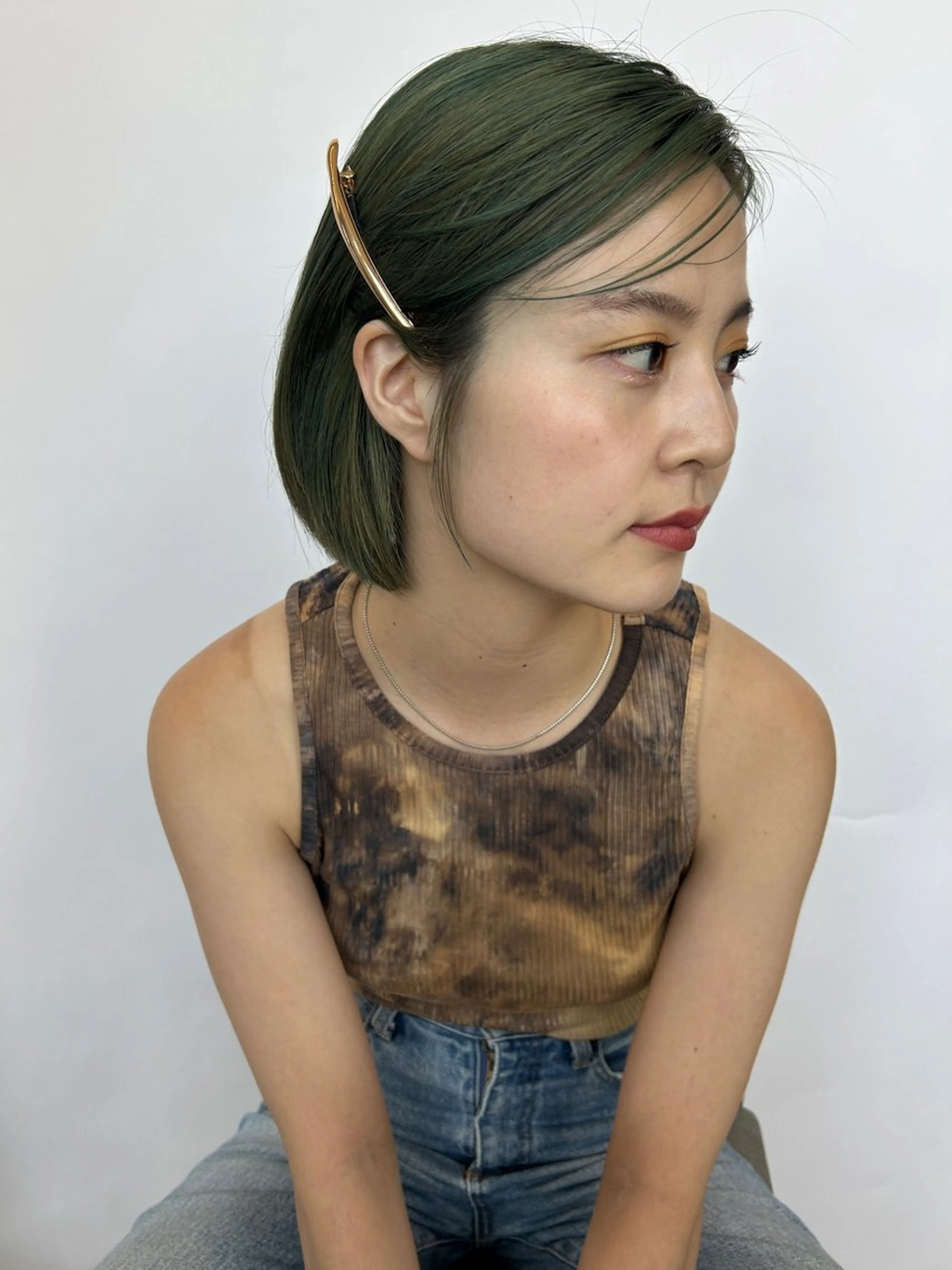 ミディアム レイヤーカット/ 透明感カラーmikuのヘアスタイル