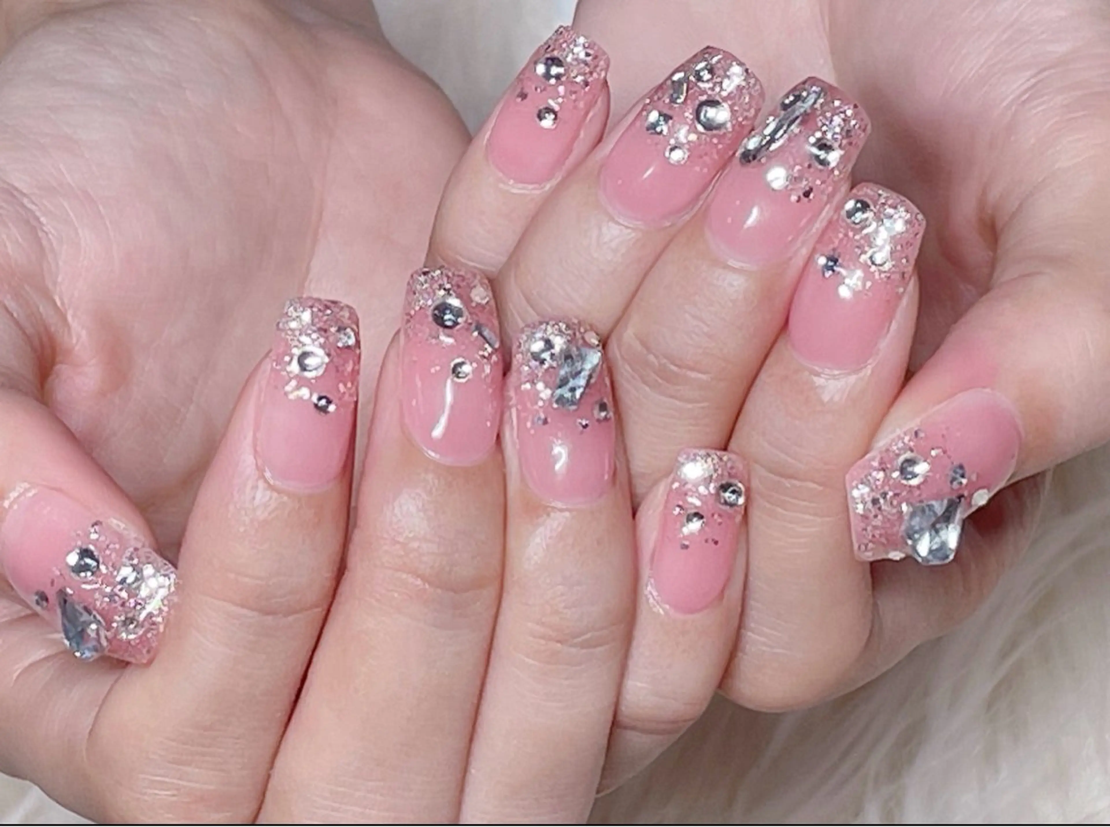 ネイル 長さ出し フレンチネイル ジェルネイル グラデーション 韓国ネイル ハンドネイル Nail&eye Belire 新宿のネイルデザイン