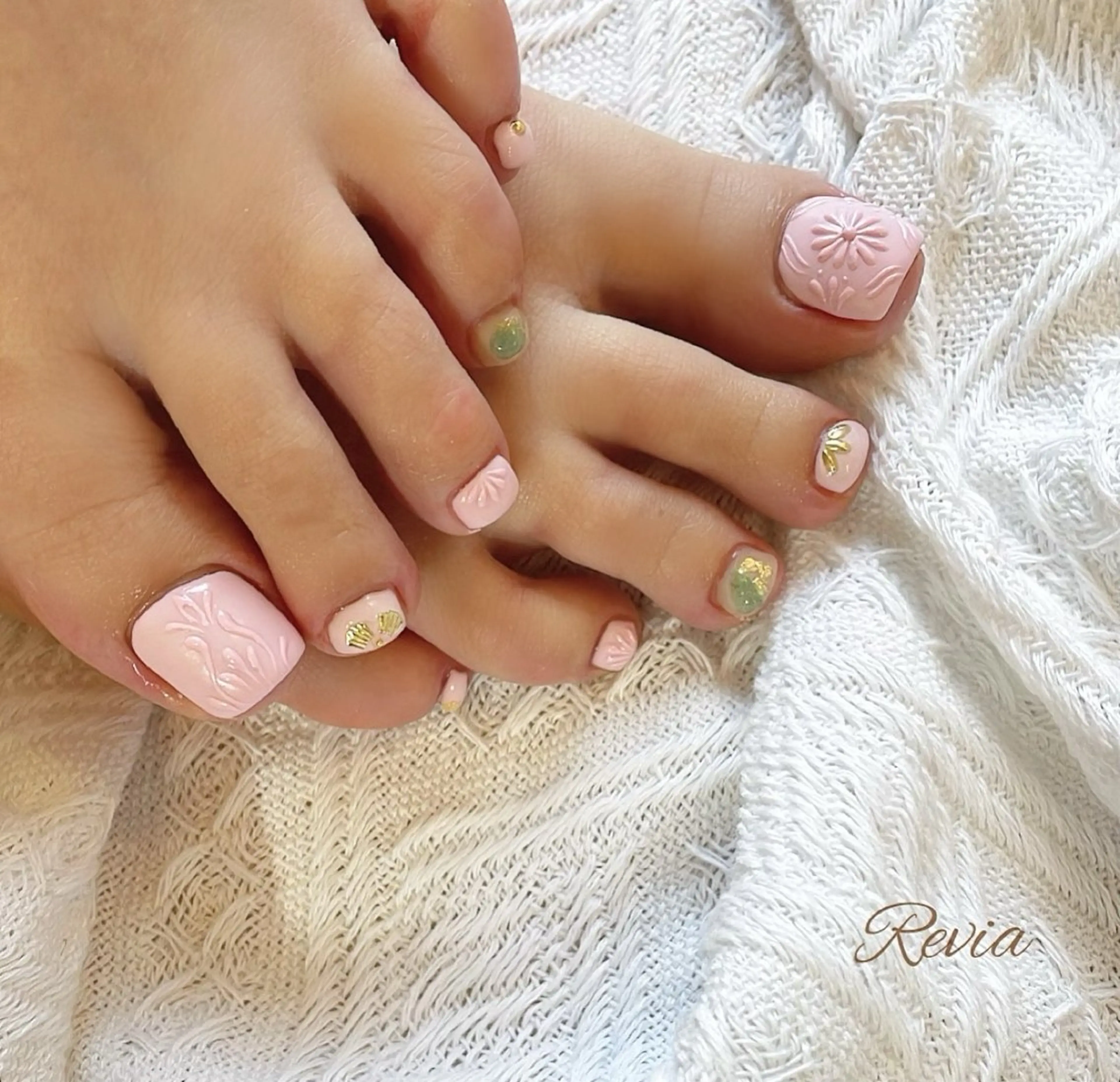 ネイル フットネイル revia所属・ERI Nailistのネイルデザイン