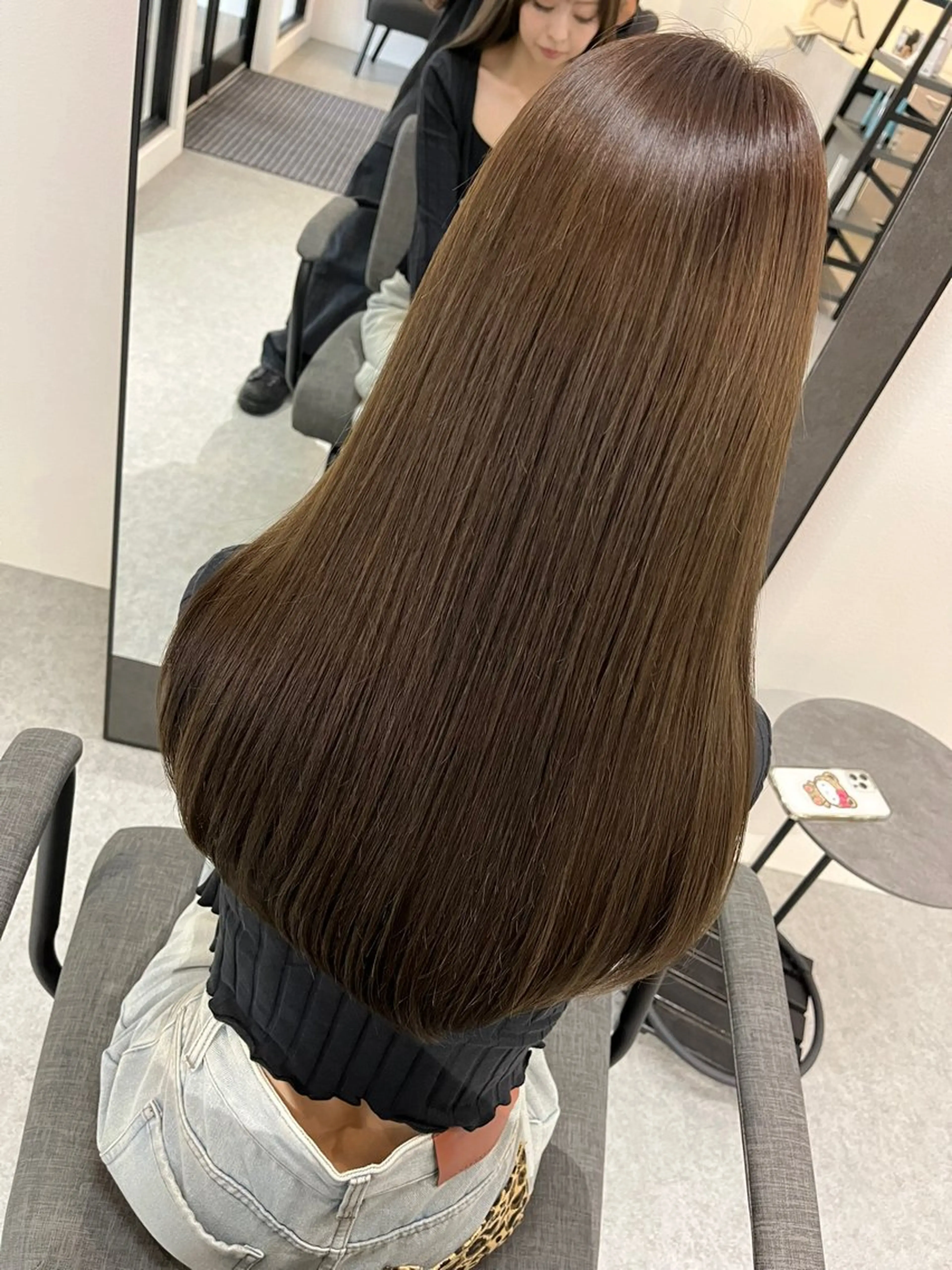 カット、リタッチカラー、シャンプー、ブローの写真