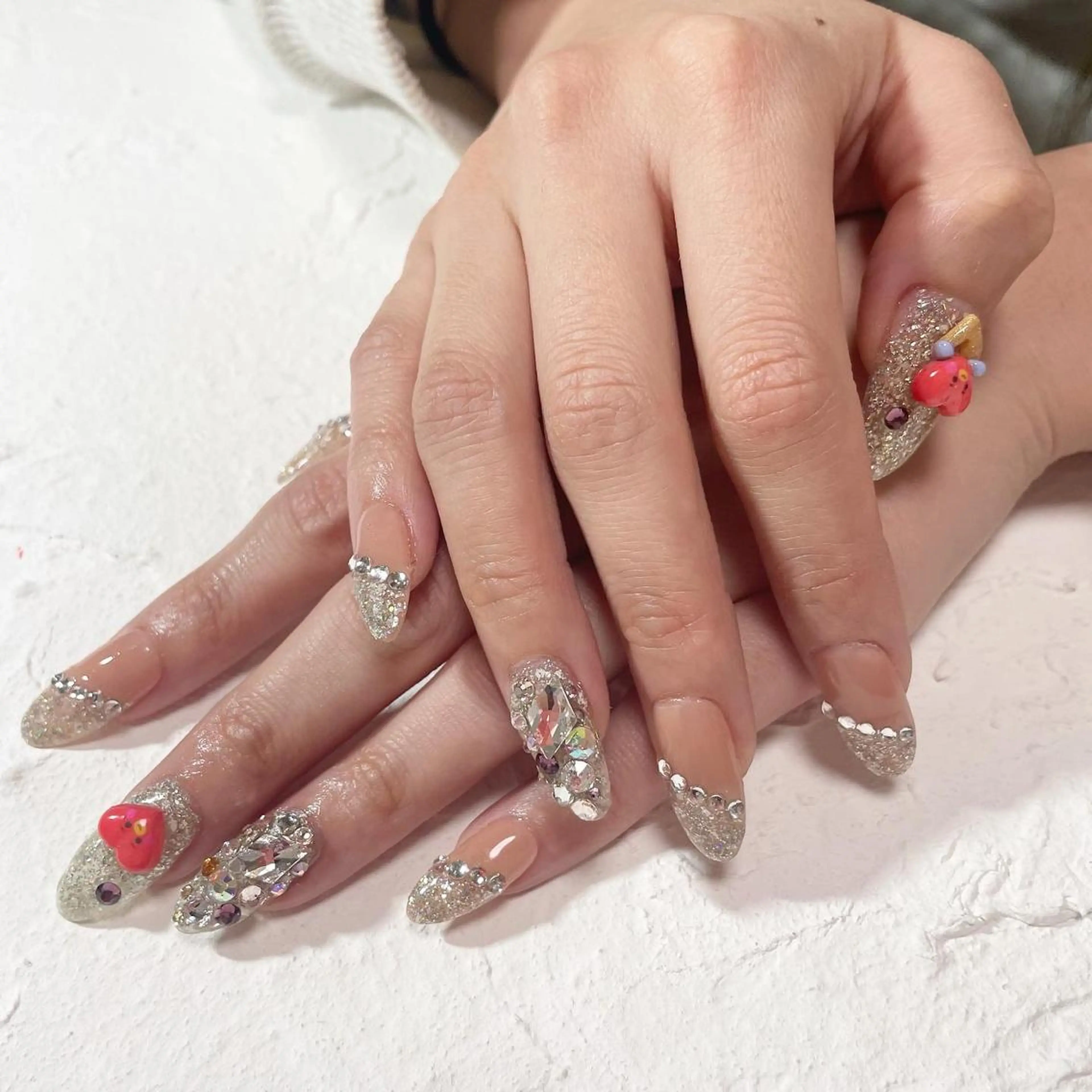 ネイル nail.gorin所属・吉村 優子のネイルデザイン