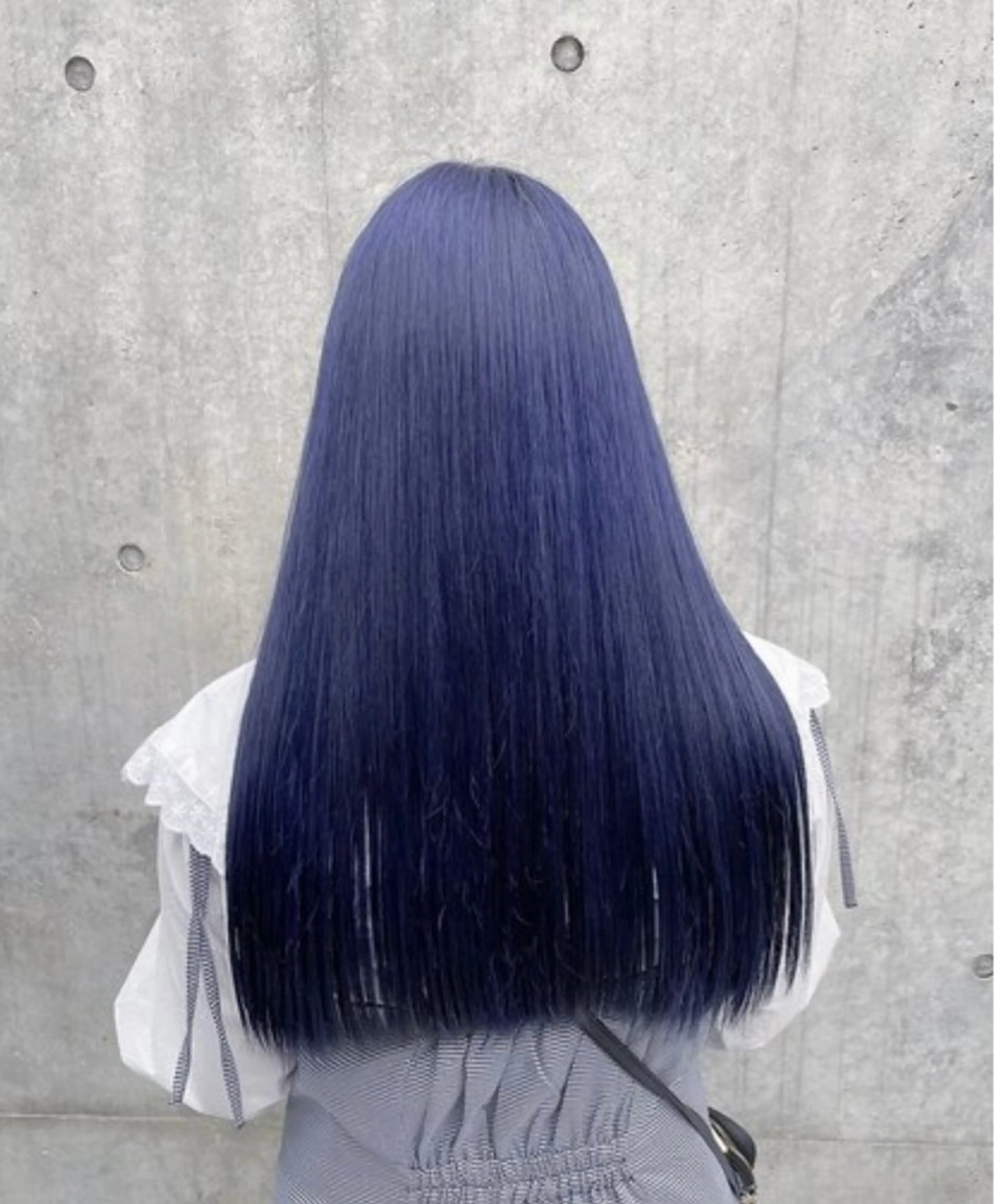 ロング カラー ヘアアレンジ ヘアカラー のん🎀ハイトーン/ レイヤーカット🐳のヘアスタイル