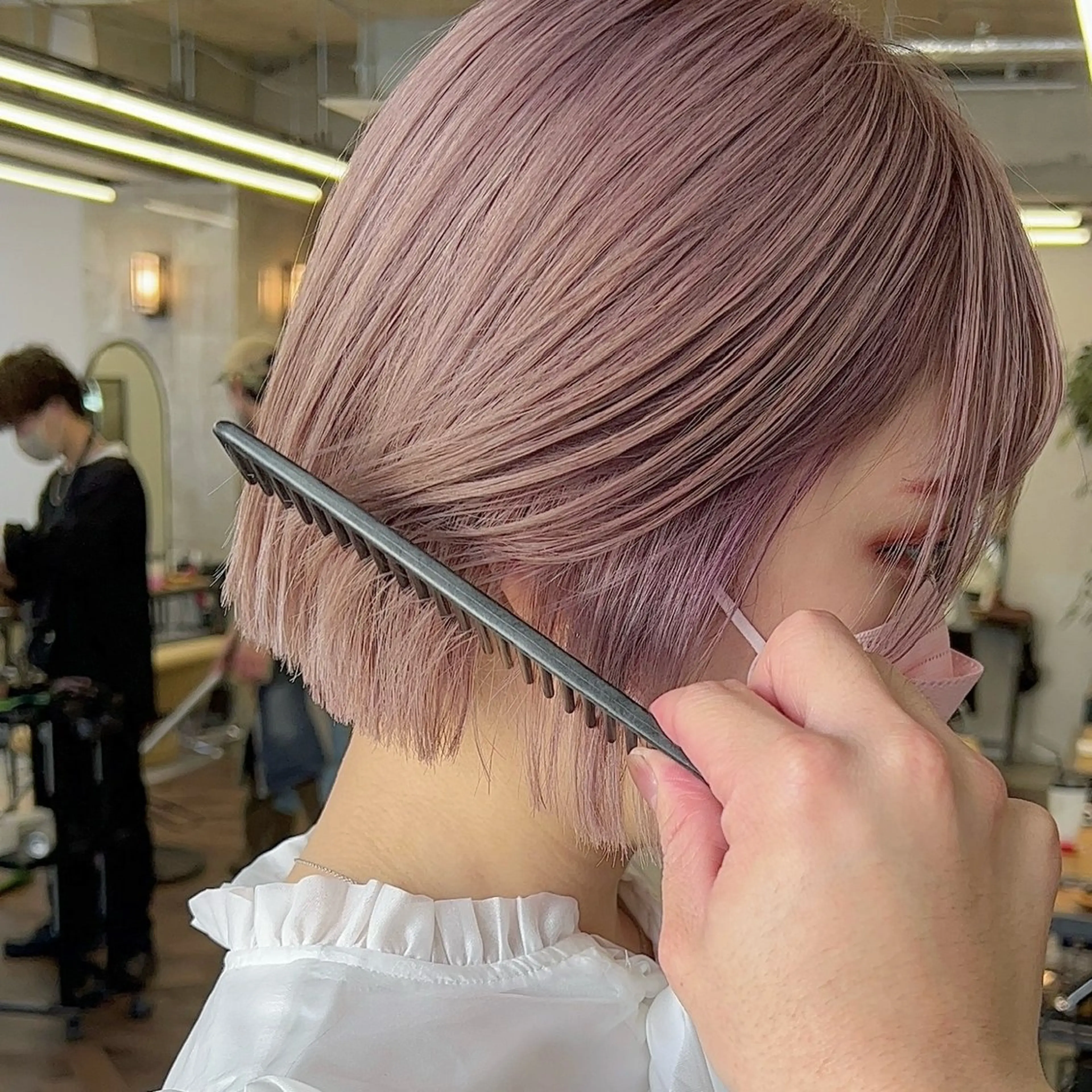 カラー ショート｜縮毛矯正 ｜へんとなのヘアスタイル