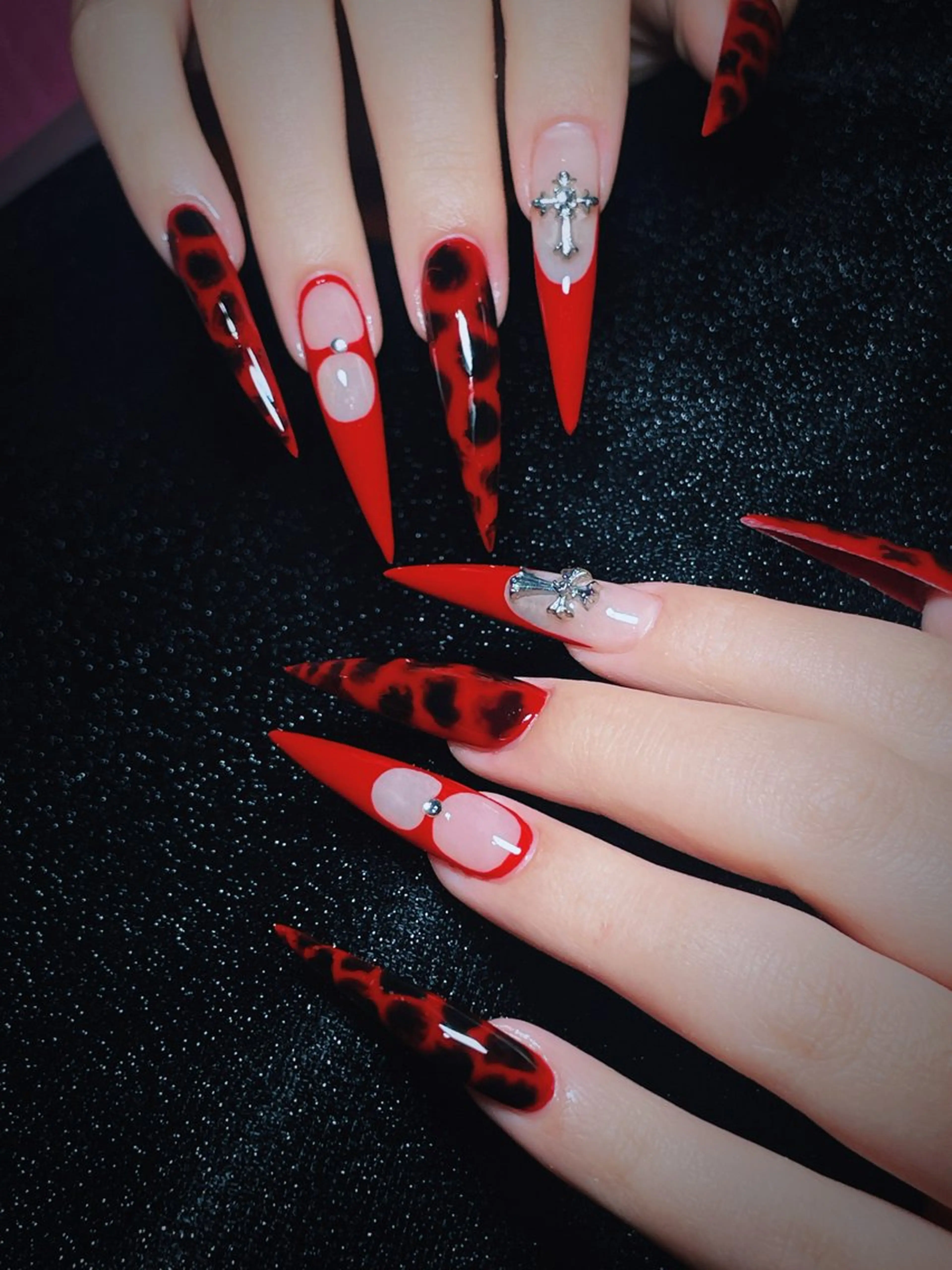 ネイル Best Nail所属・岡田 あきのネイルデザイン