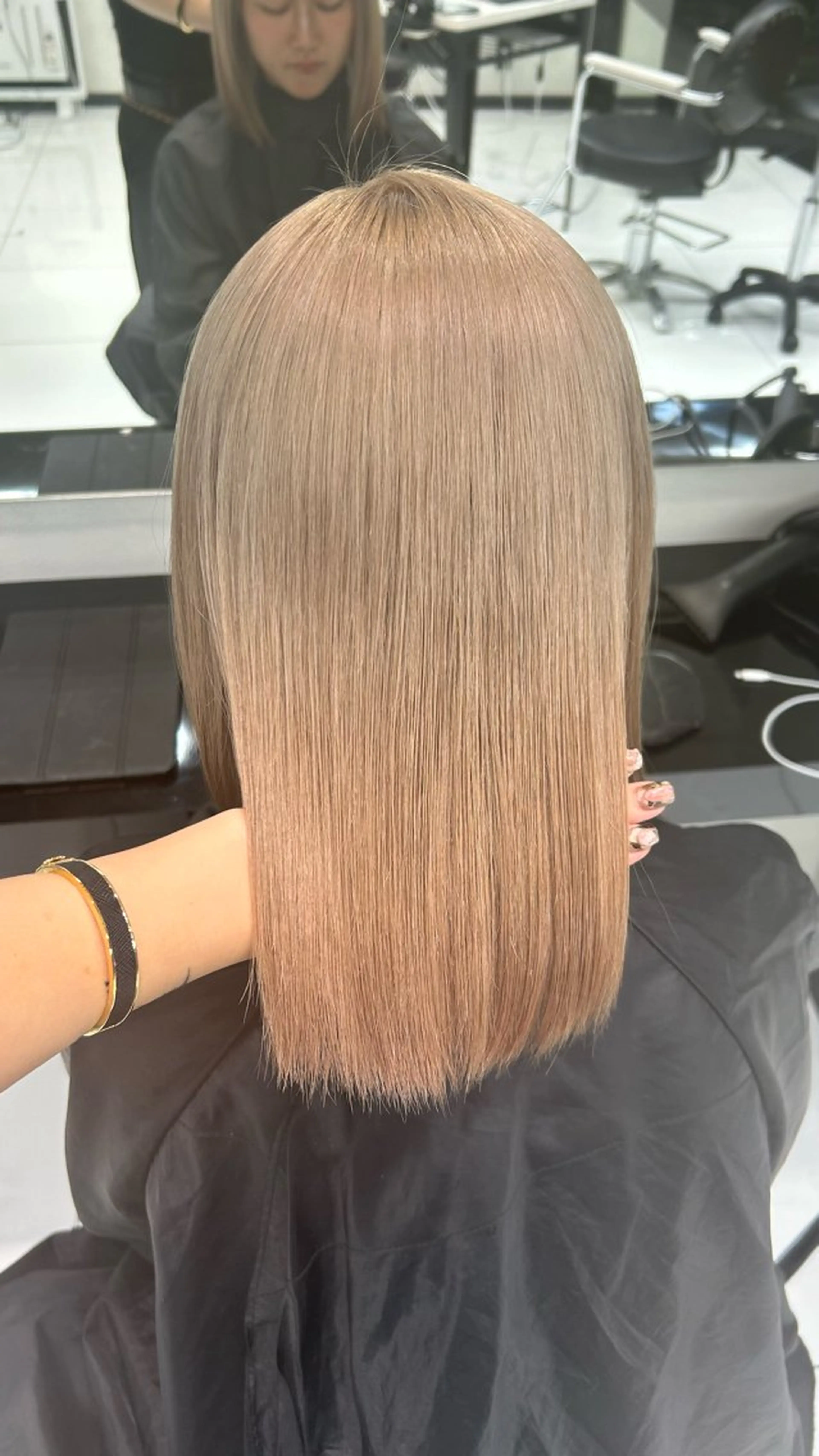 ミディアム カラー 🌷カット特化 渋谷美容師🌷のヘアスタイル