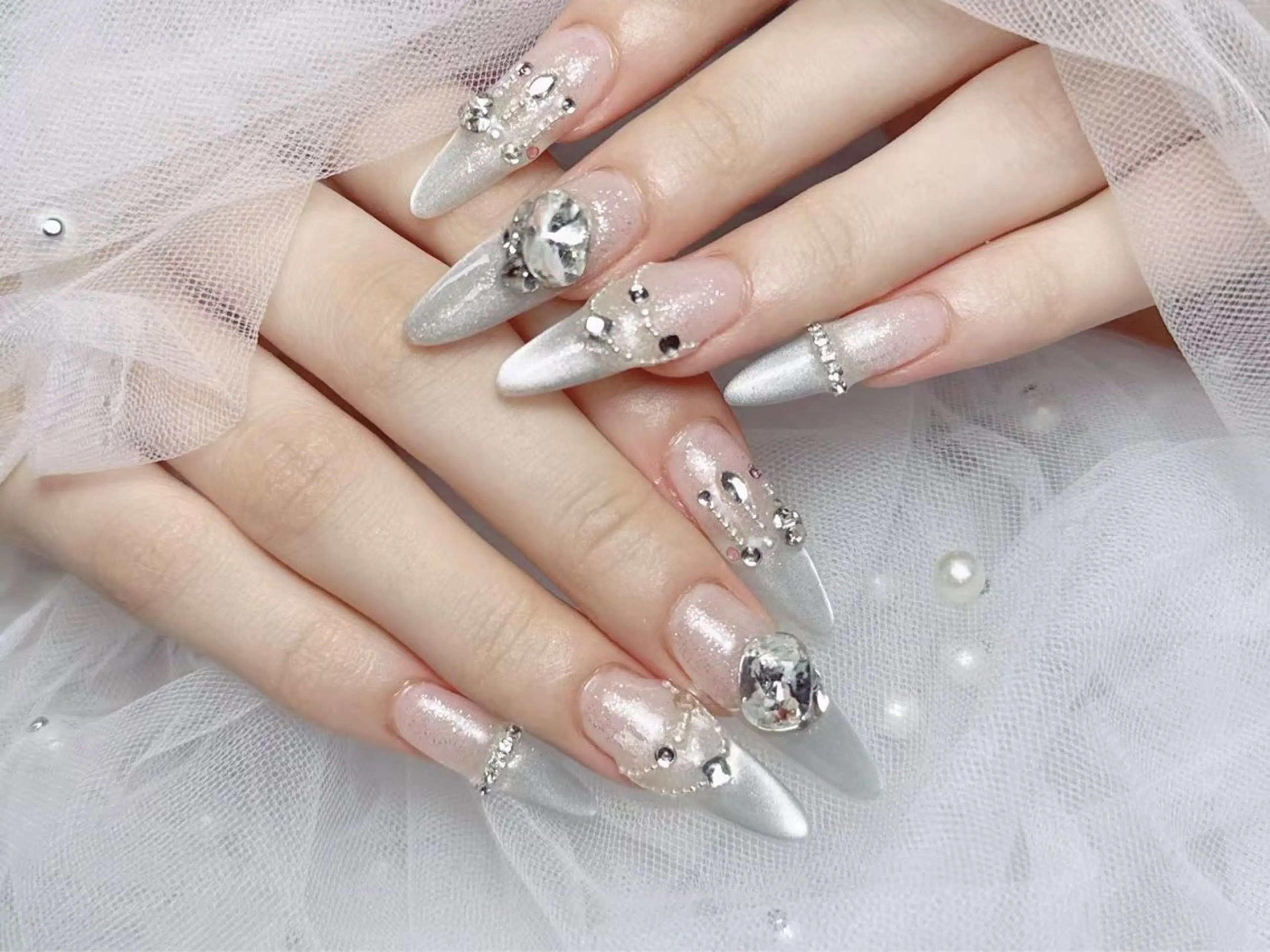 ネイル チョウ チョウのネイルデザイン